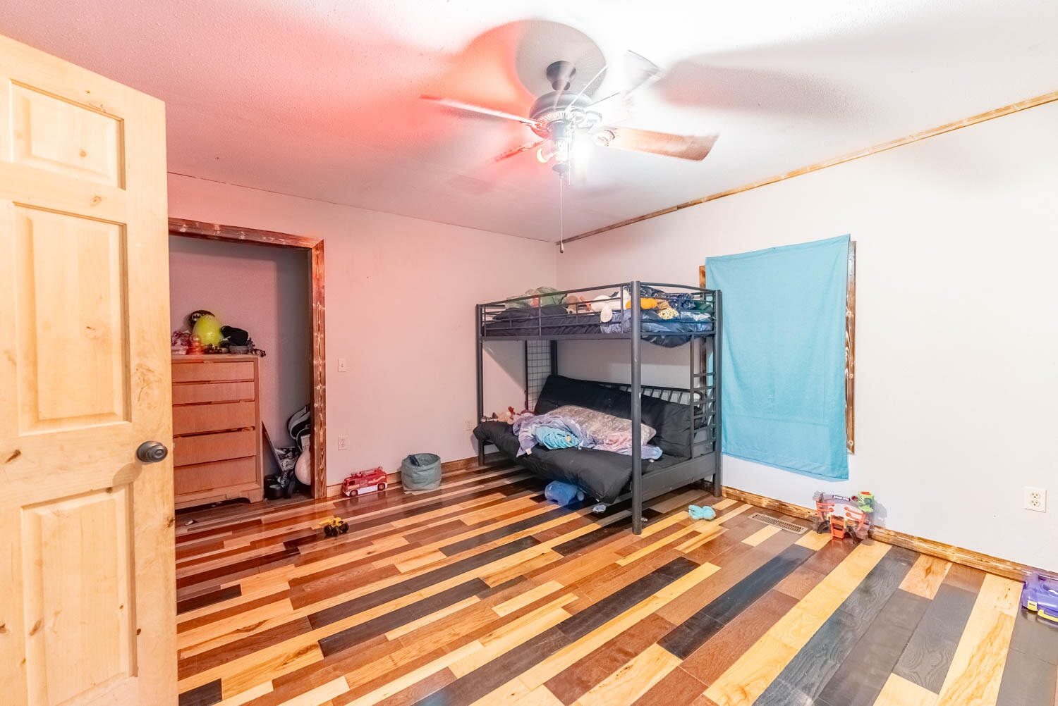946 County Road 7040 Property Photo 10