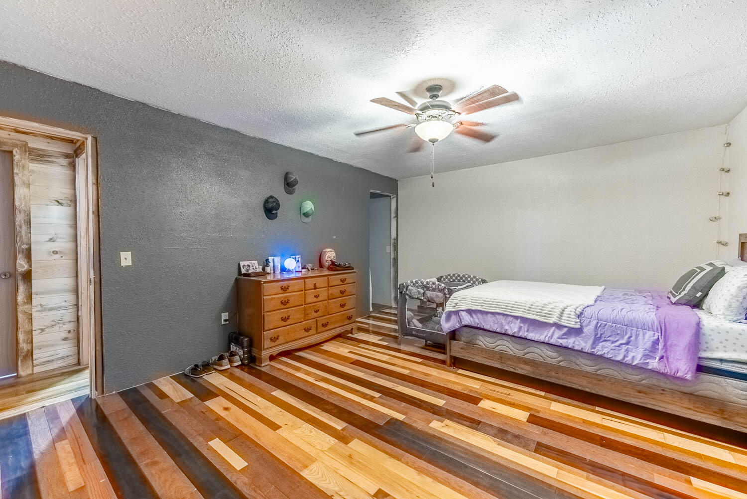 946 County Road 7040 Property Photo 14