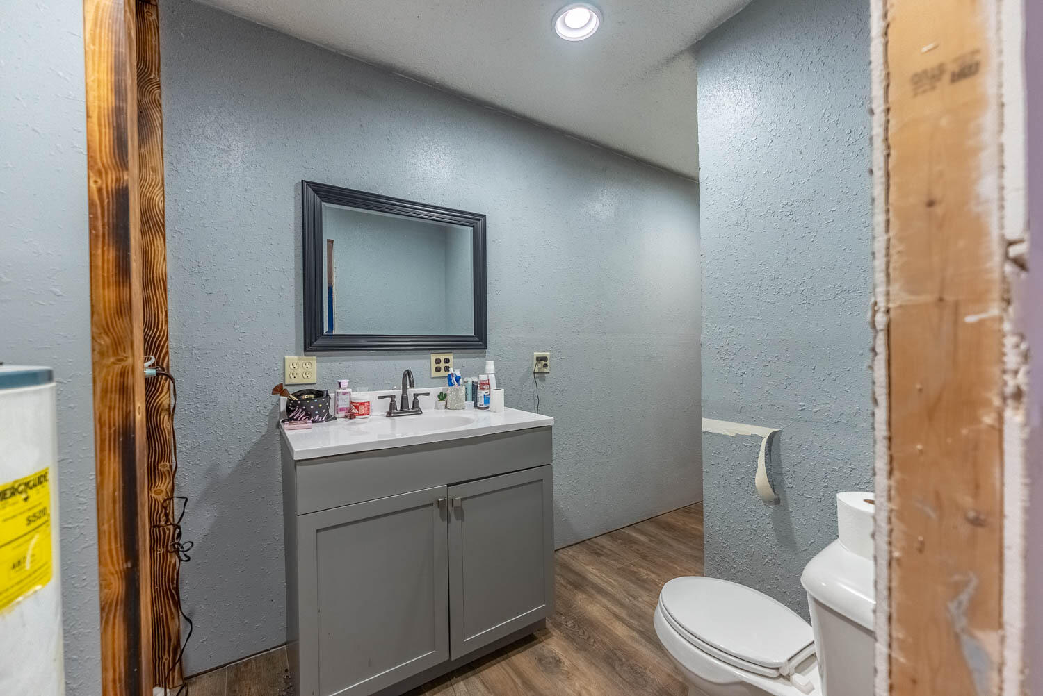 946 County Road 7040 Property Photo 17