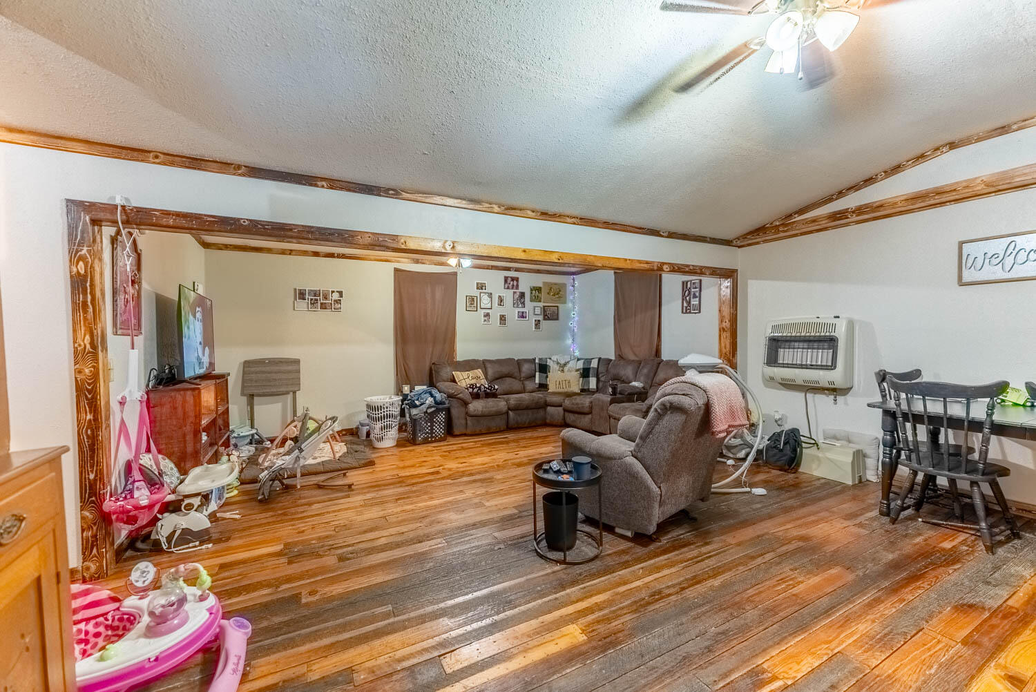 946 County Road 7040 Property Photo 27