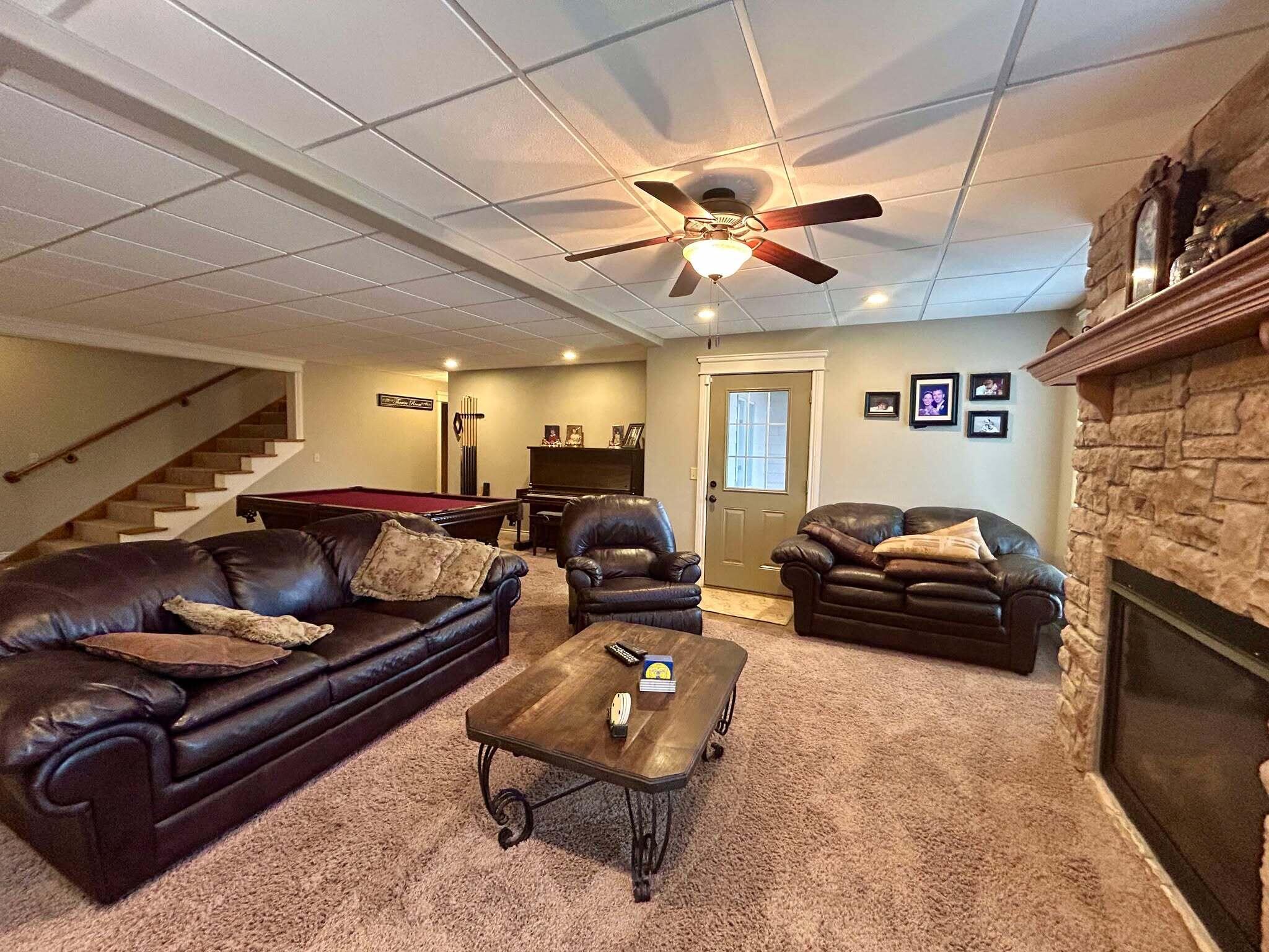 503 Curry Avenue Property Photo 13