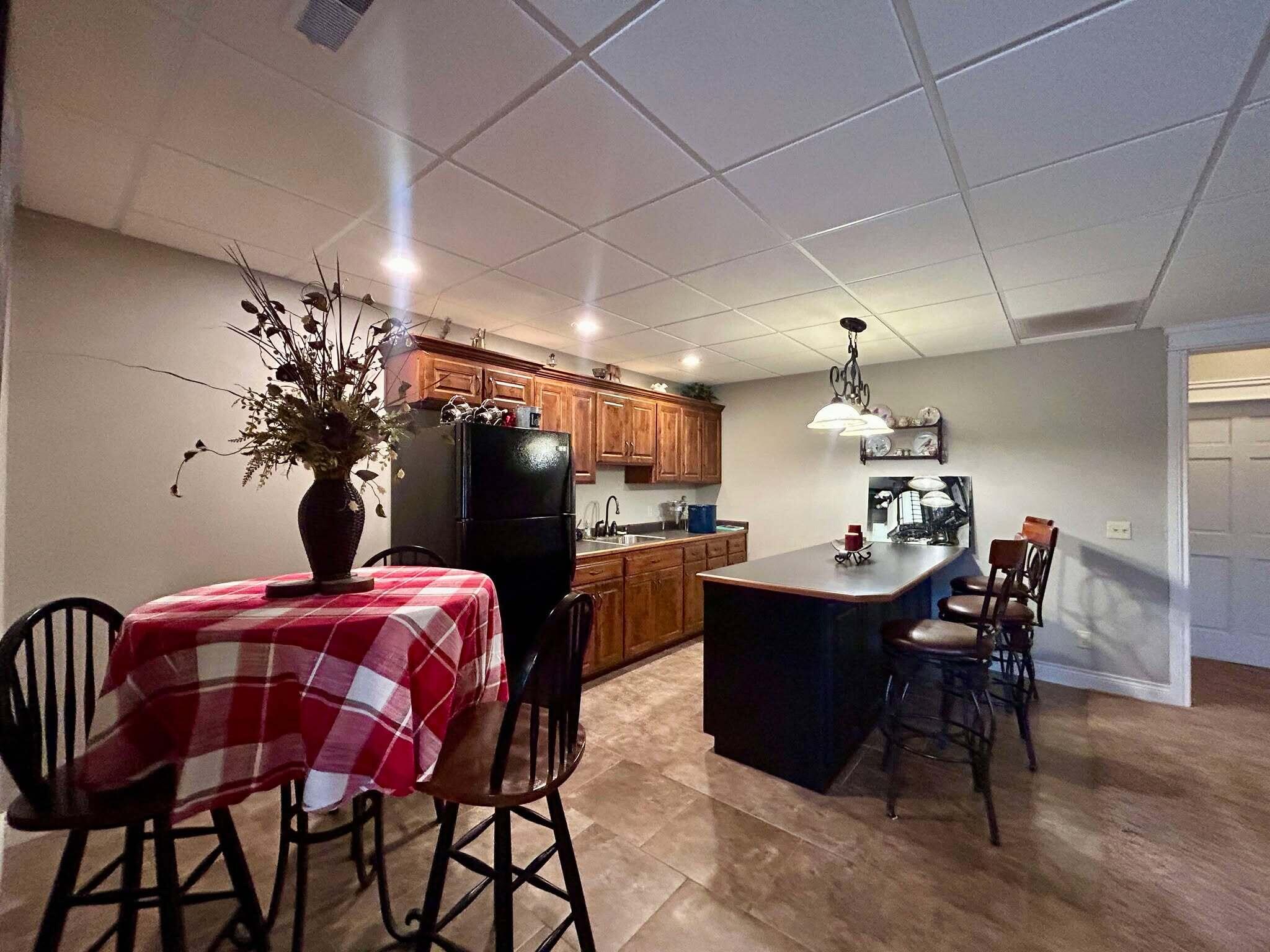 503 Curry Avenue Property Photo 15