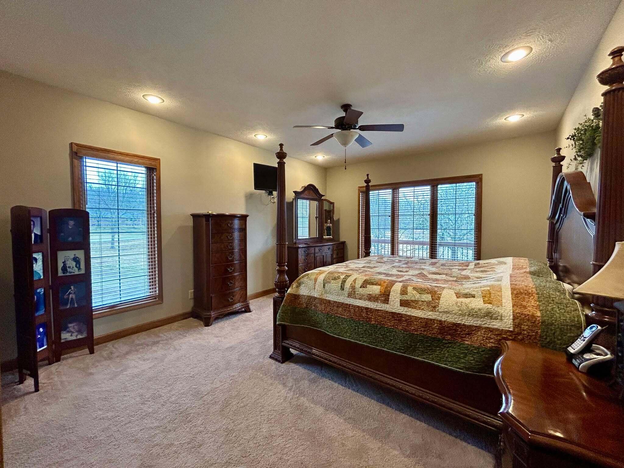 503 Curry Avenue Property Photo 18