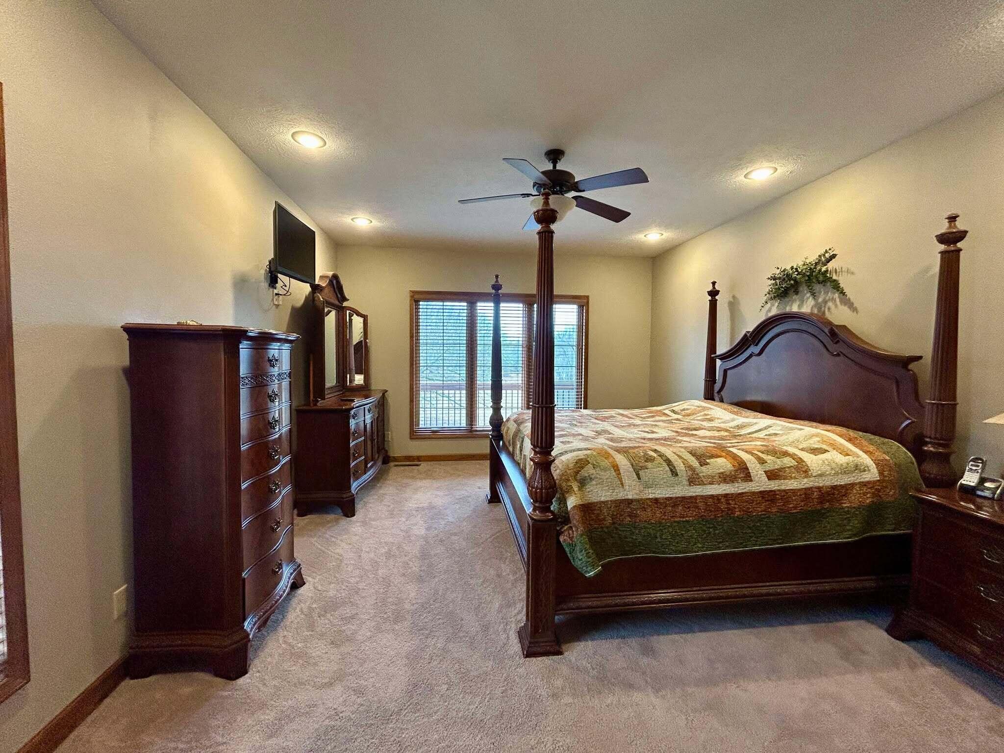503 Curry Avenue Property Photo 19