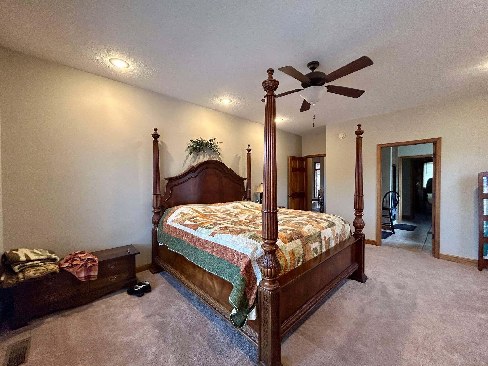 503 Curry Avenue Property Photo 21