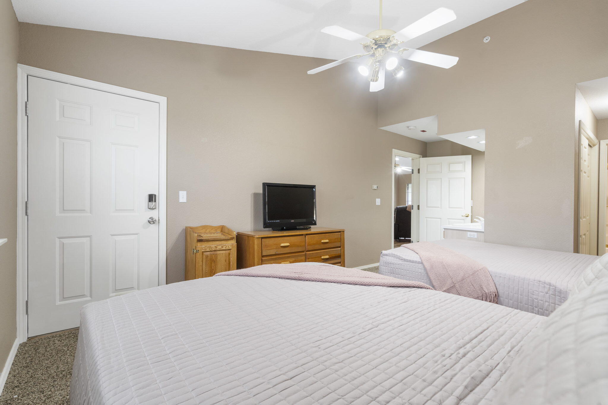 530 Spring Creek Court Property Photo 15