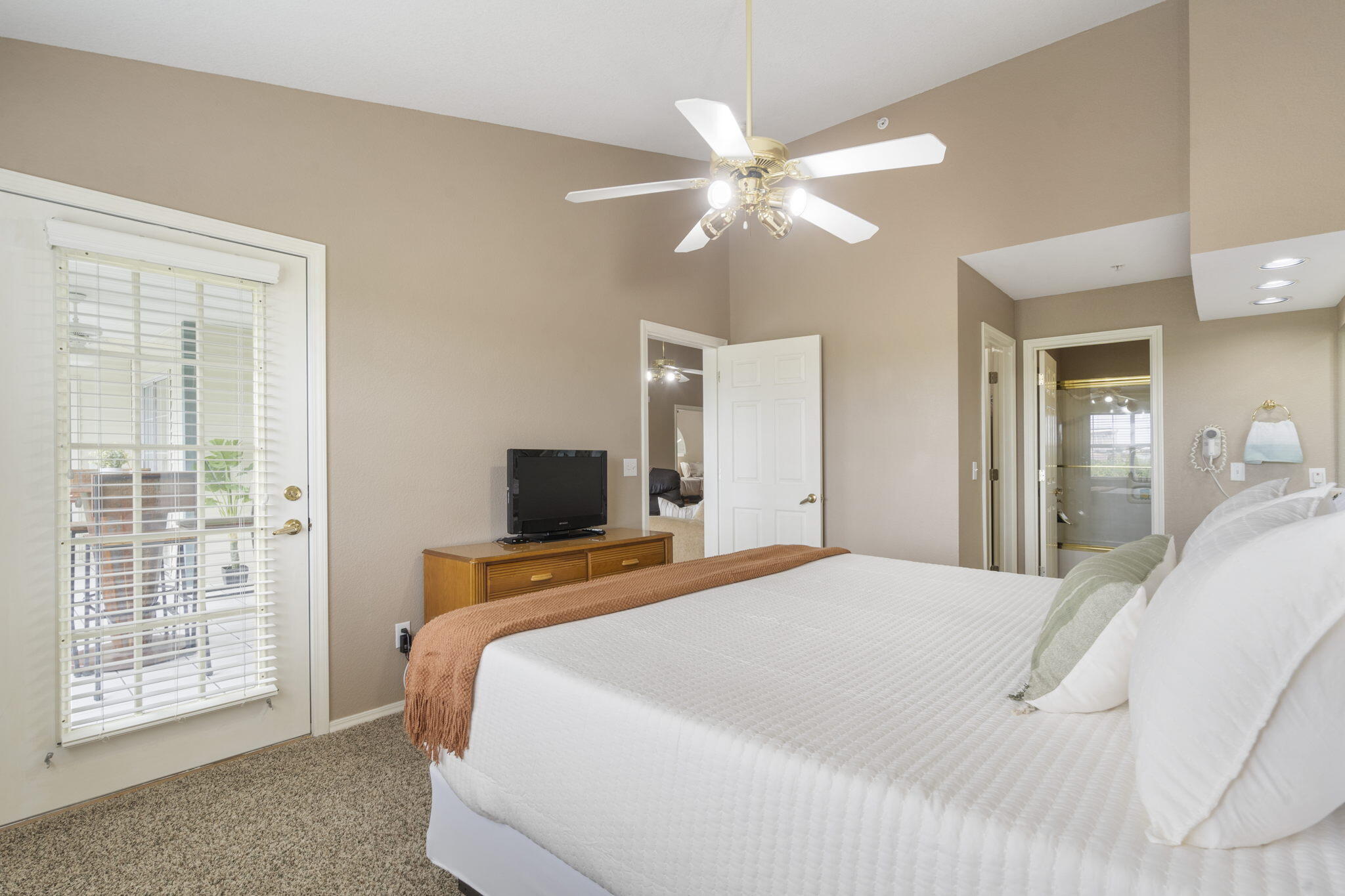 530 Spring Creek Court Property Photo 19