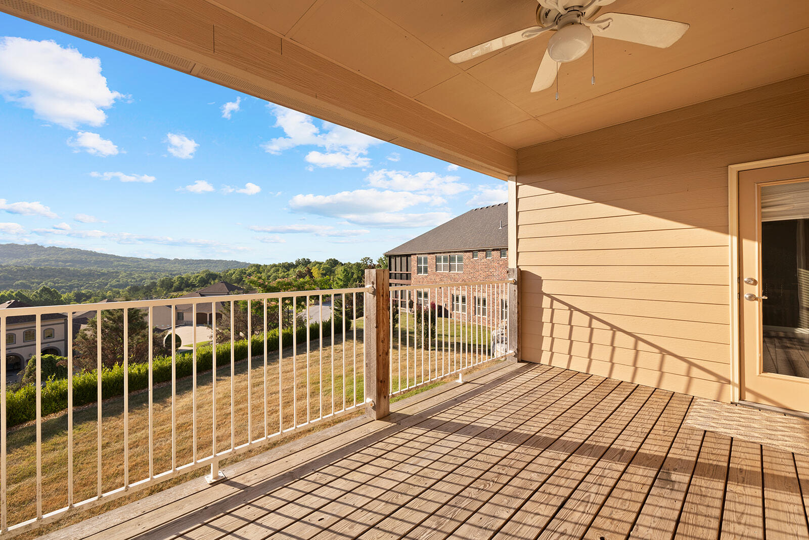 209 Stoney Pointe Drive Property Photo 16