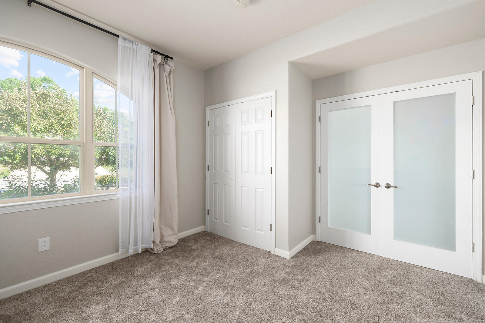 209 Stoney Pointe Drive Property Photo 31
