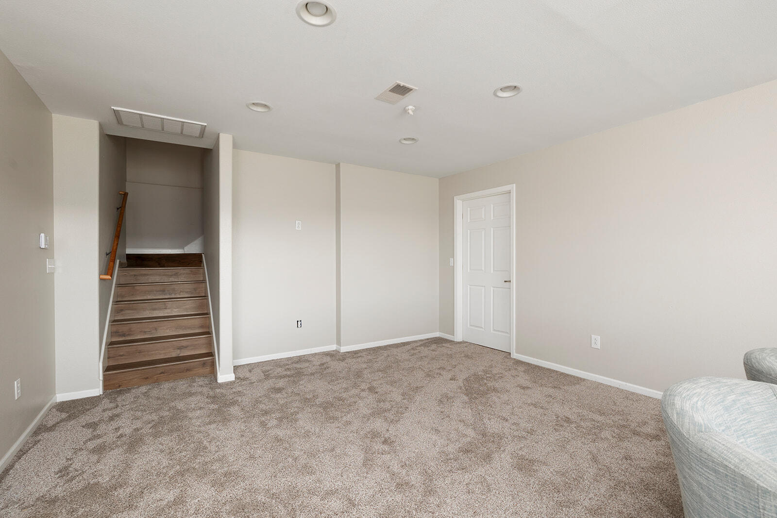 209 Stoney Pointe Drive Property Photo 48