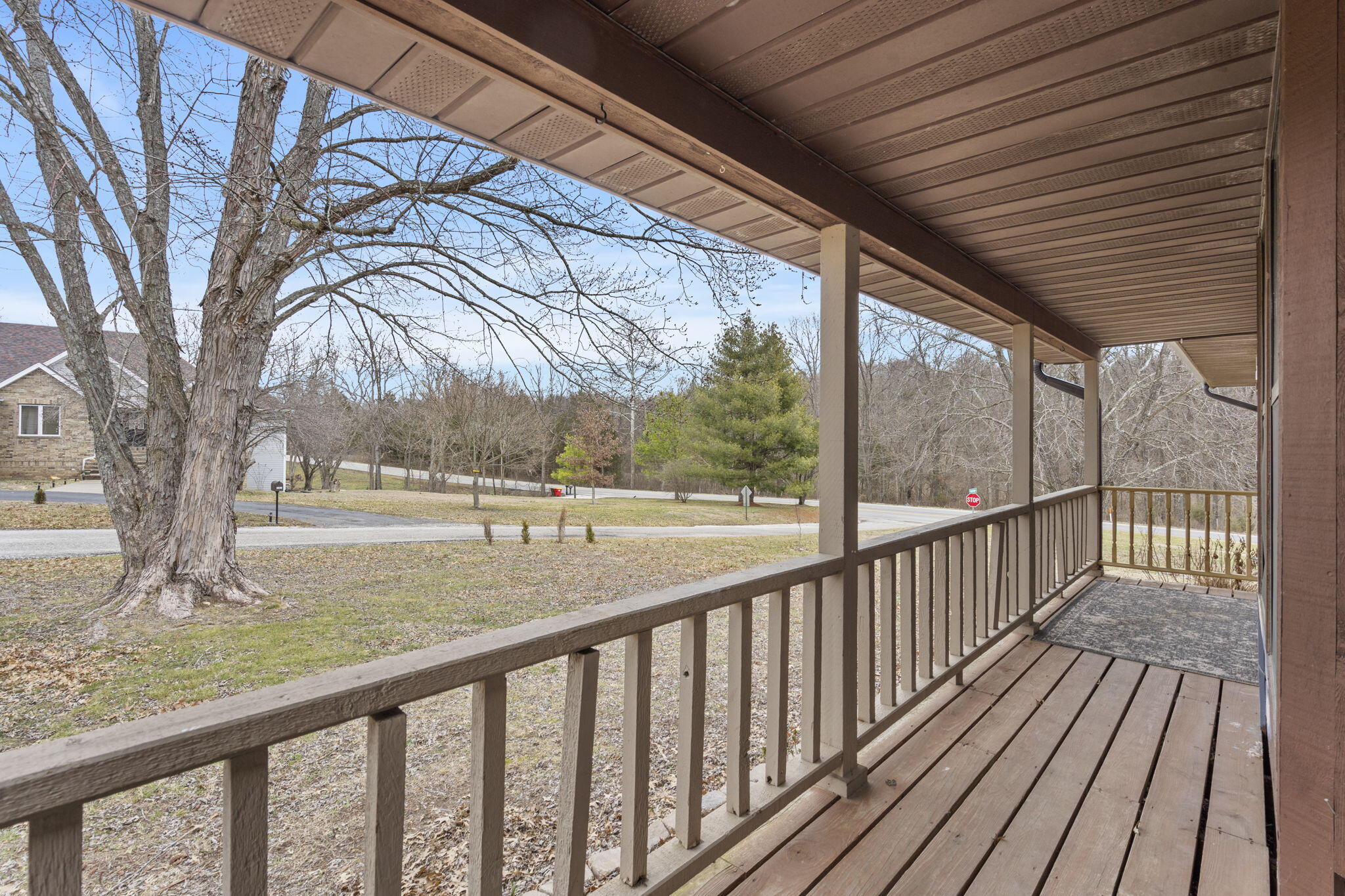 1552 West Oak Ridge Court Property Photo 4