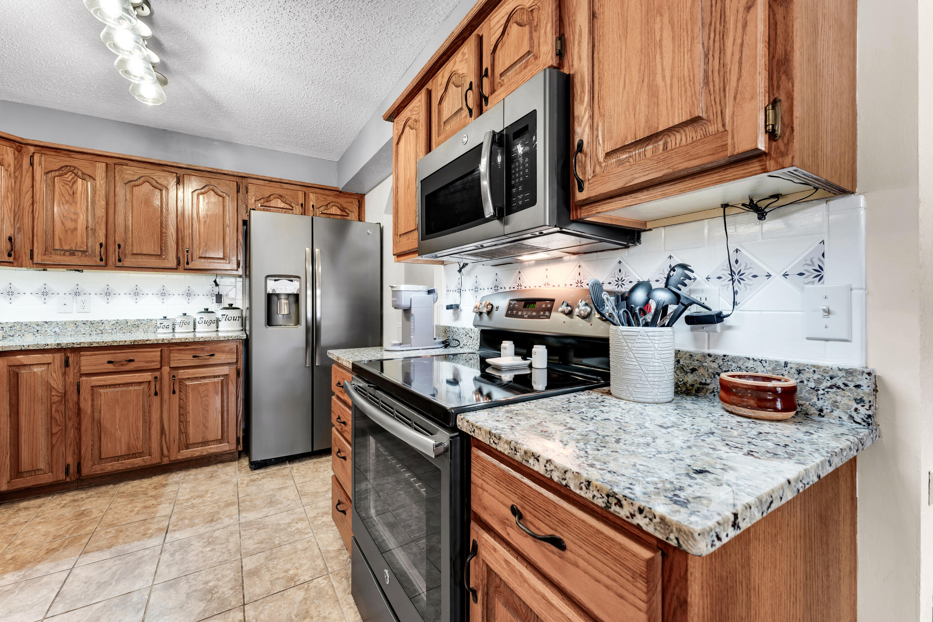 150 Sunken Forest Drive Property Photo 11
