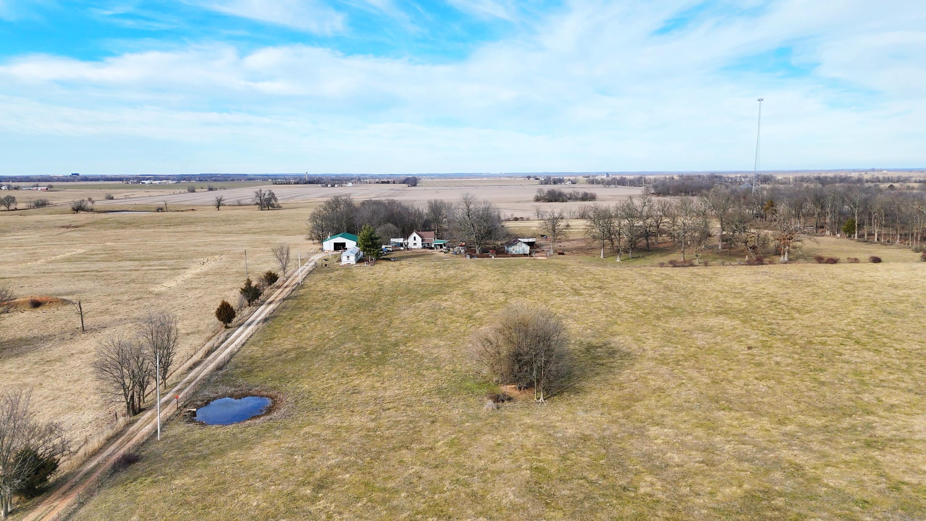 26026 Norway Road Property Photo