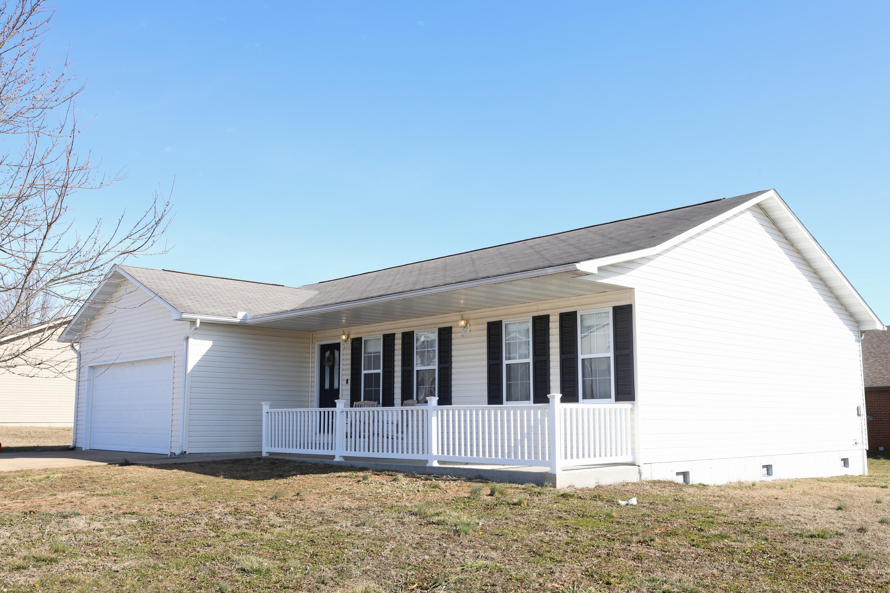 1610 Jon Street Property Photo 2