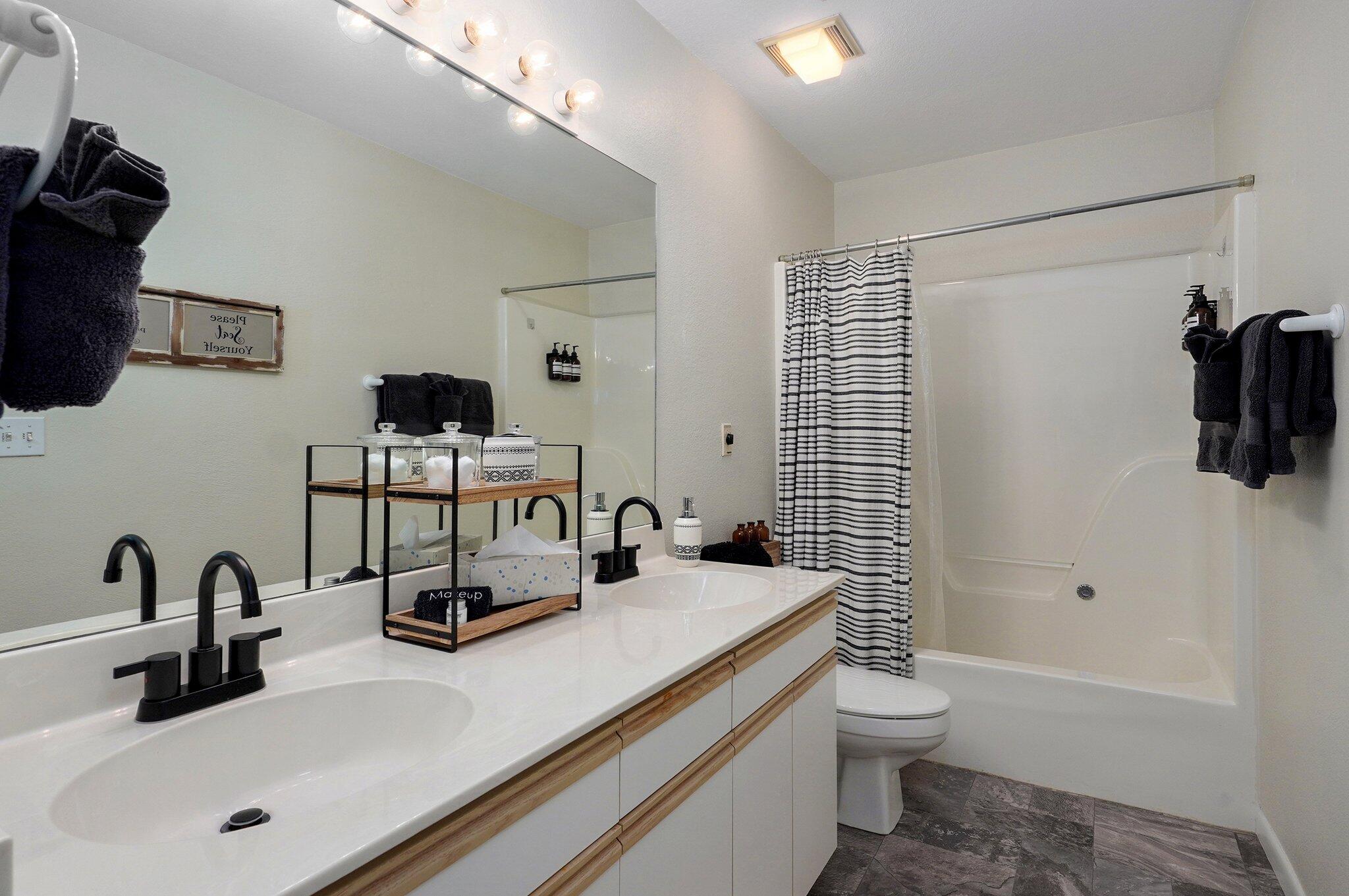 505 Valley View Road 302 Property Photo 15