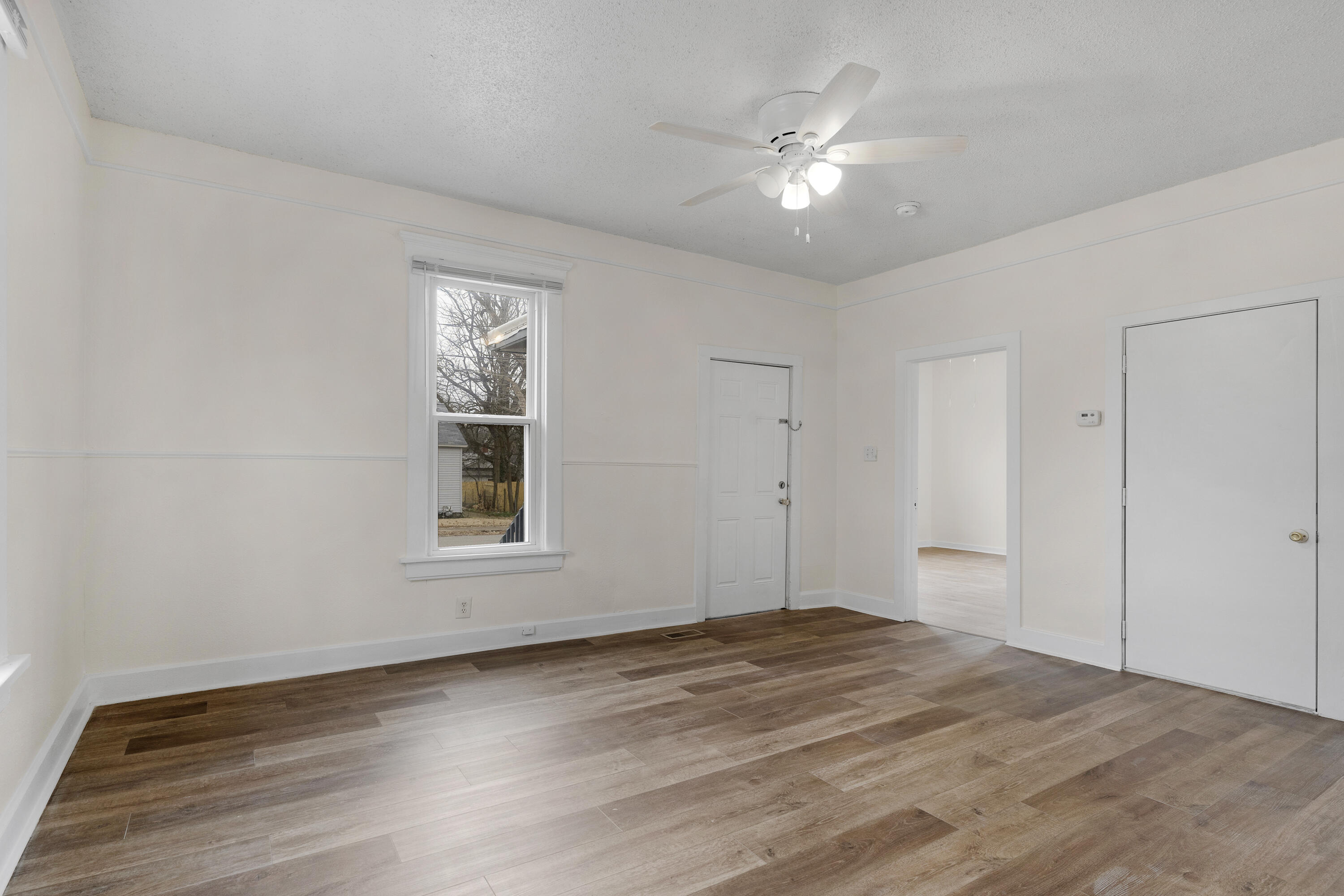 1031 West Monroe Terrace Property Photo 8