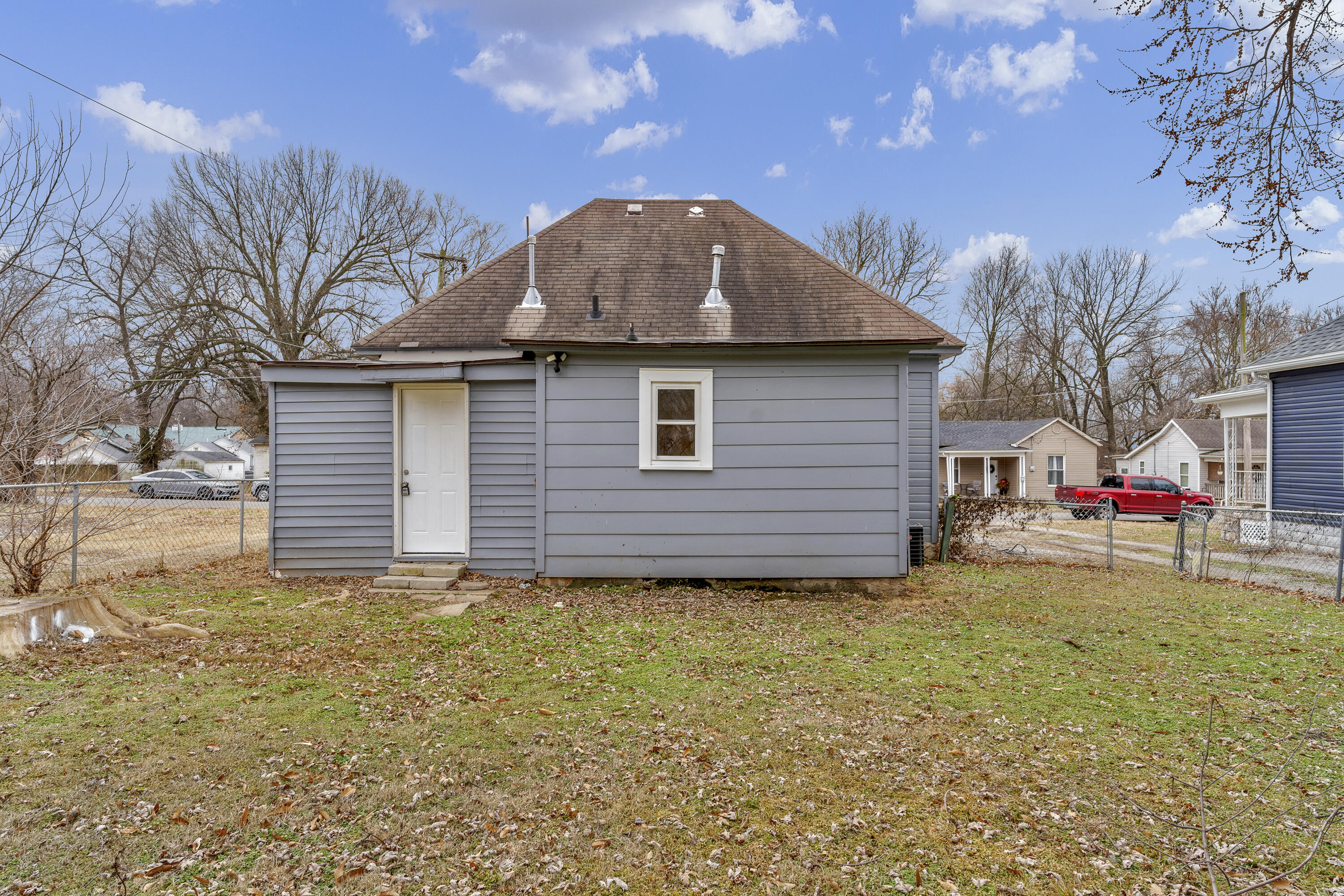1031 West Monroe Terrace Property Photo 23