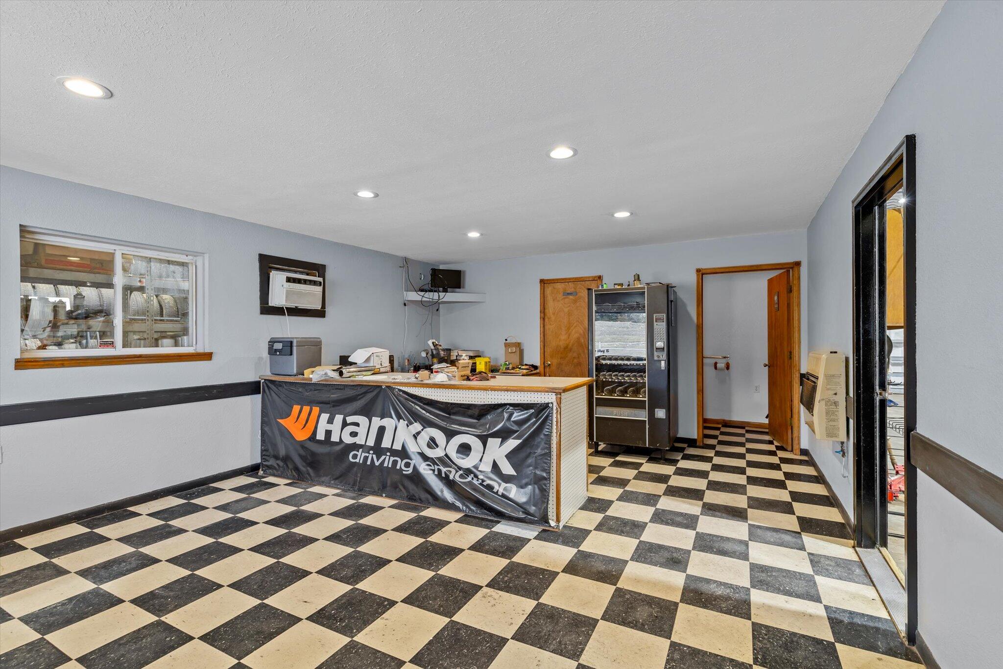 1330 Highway 5 Property Photo 13
