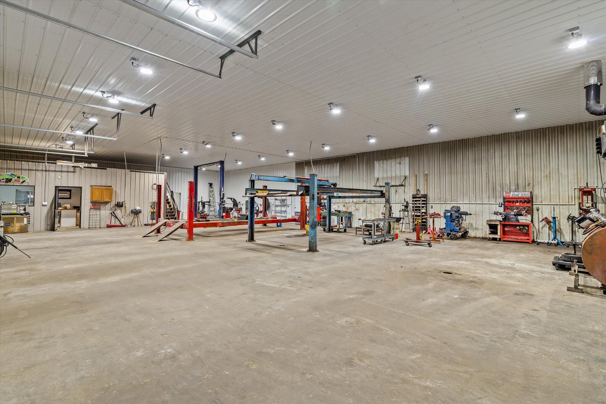 1330 Highway 5 Property Photo 20