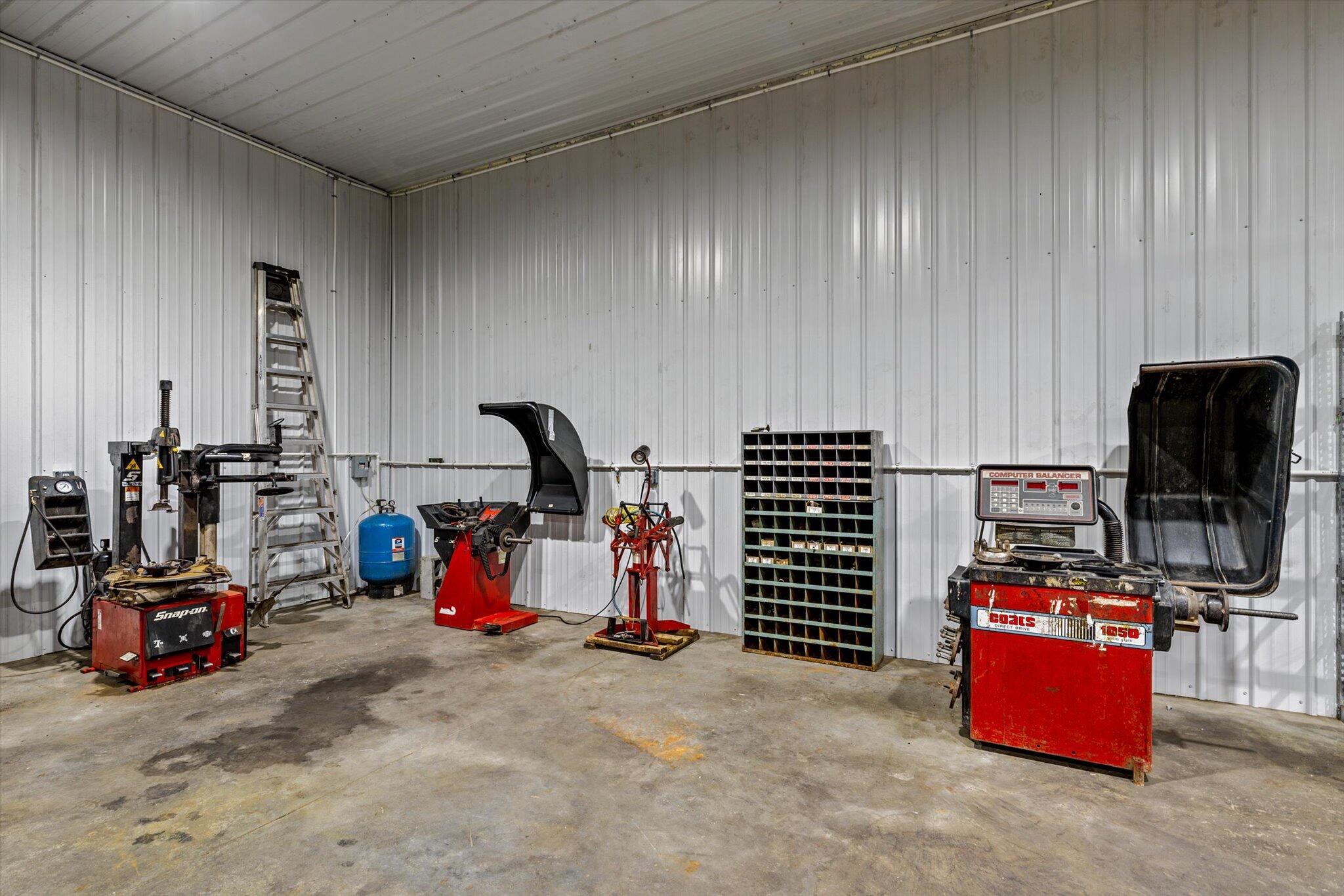 1330 Highway 5 Property Photo 24