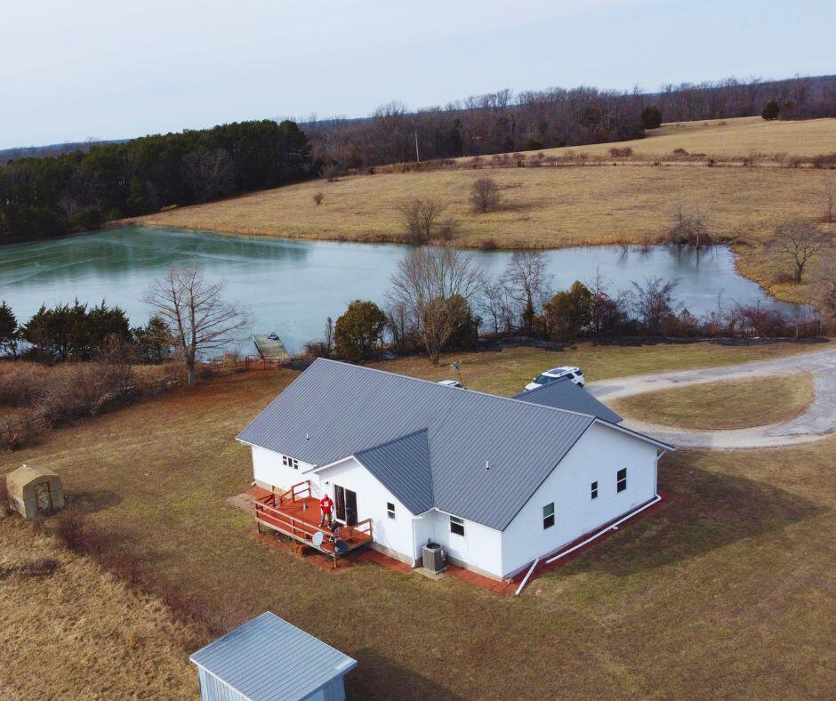 8750 Deerfield Road Property Photo