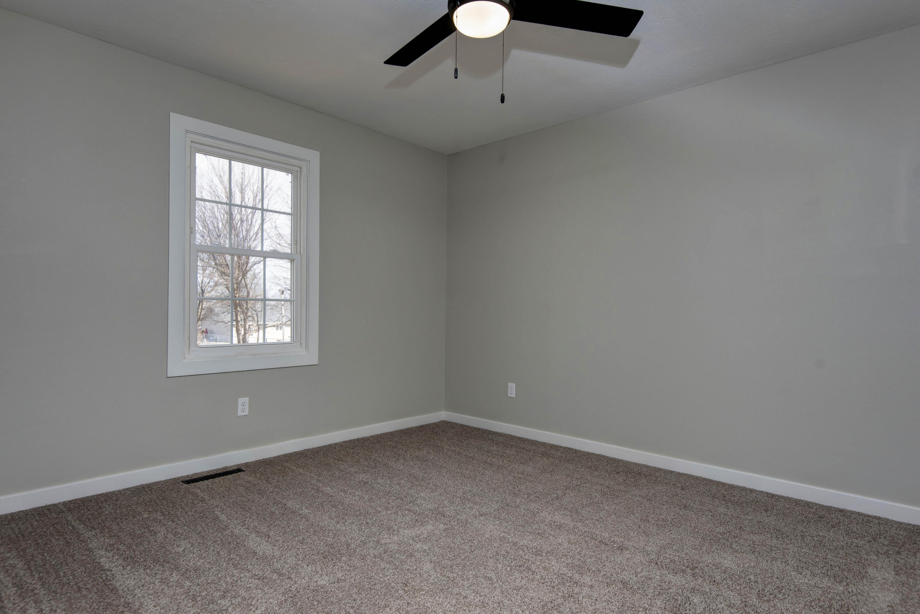304 North Dogwood Street Property Photo 16