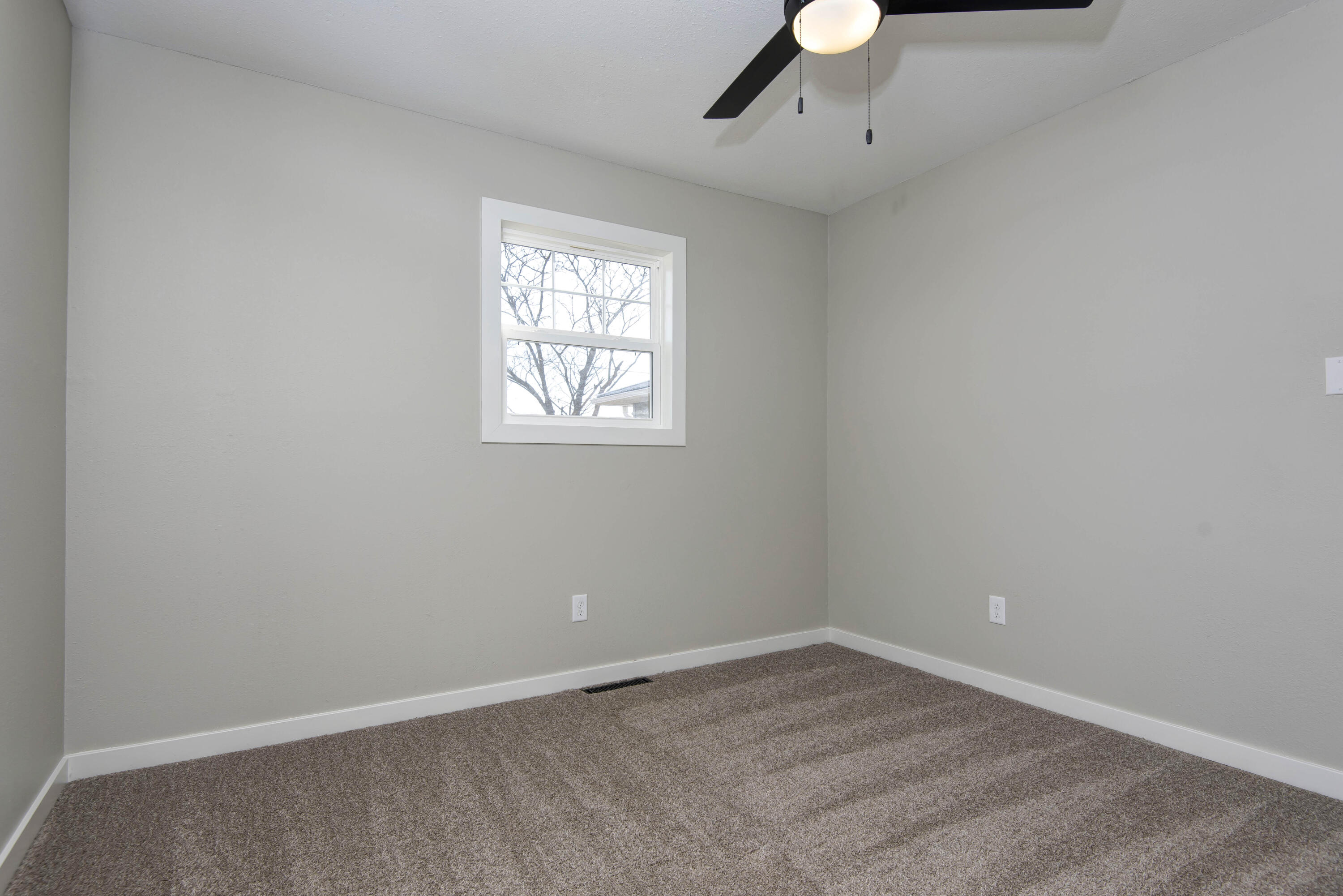 304 North Dogwood Street Property Photo 23