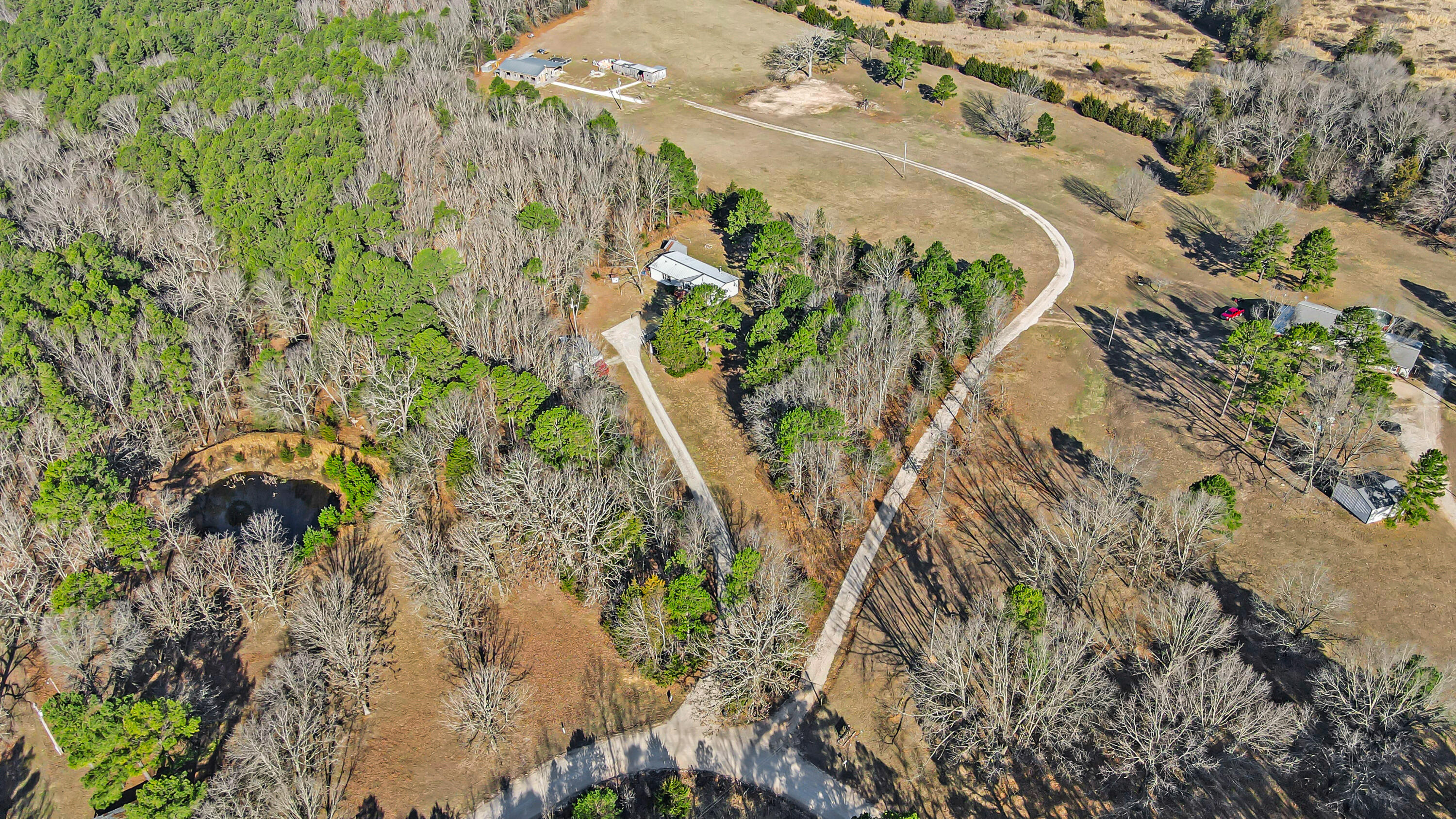 9175 County Road 3940 Property Photo 51