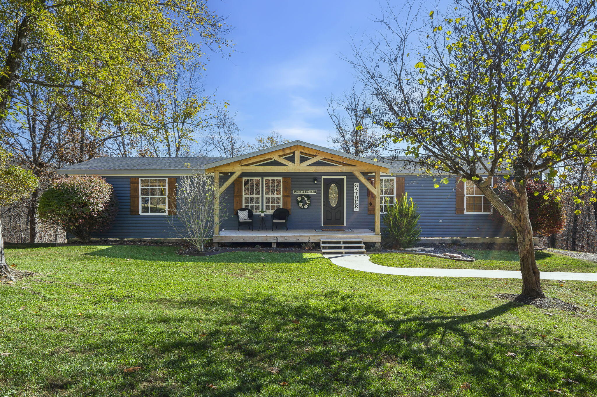 700 Hiawatha Road Property Photo 2