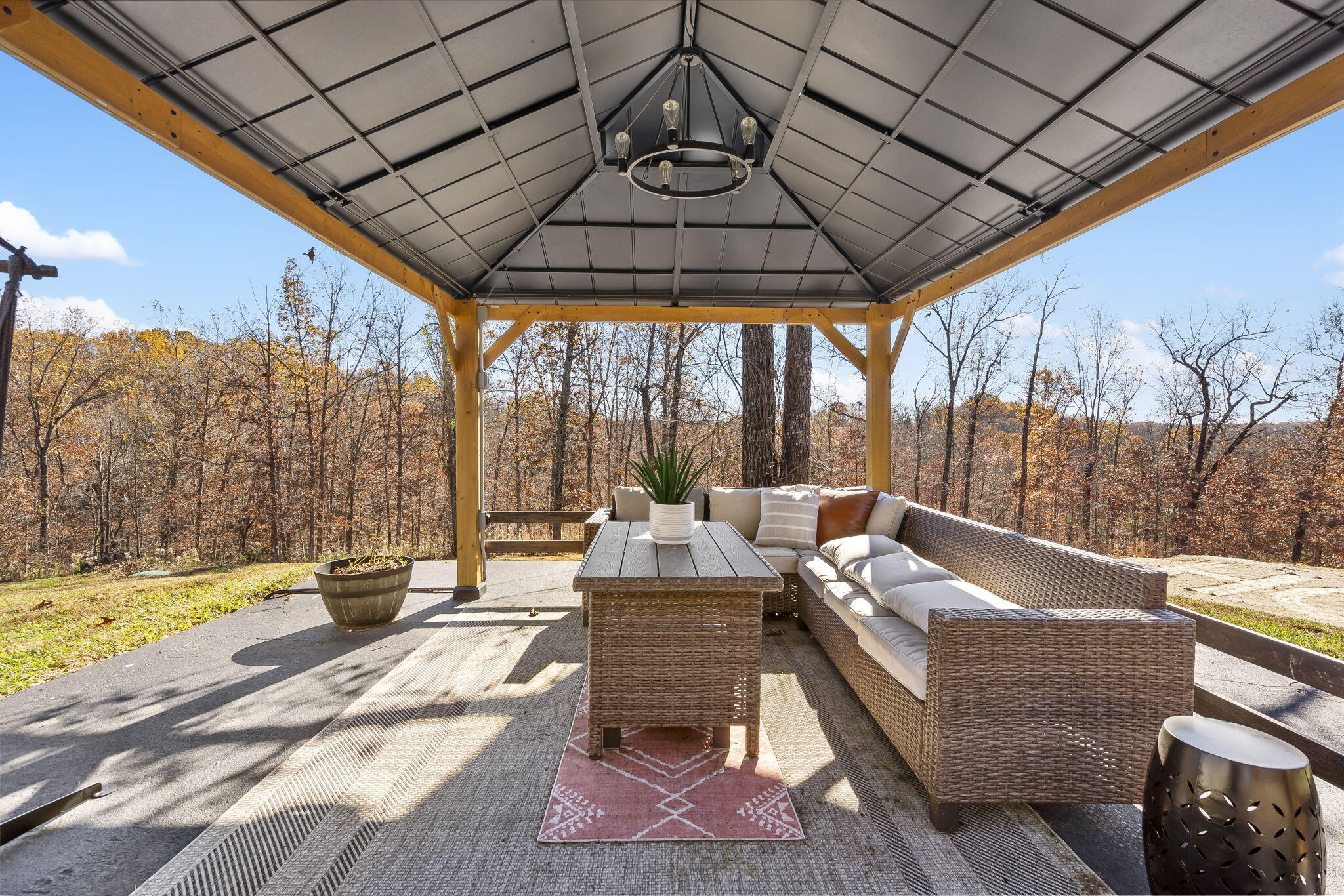 700 Hiawatha Road Property Photo 28