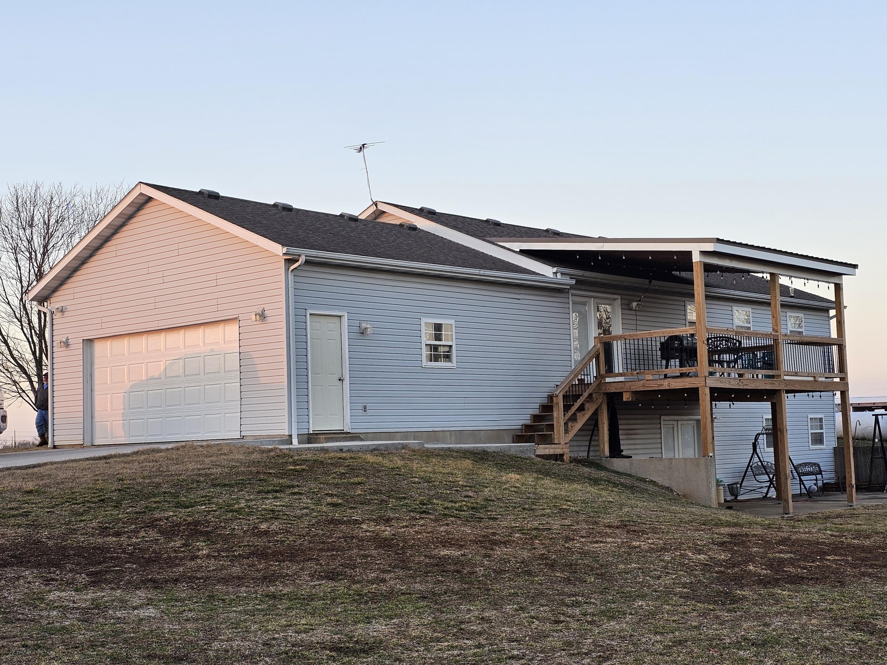 20826 Highway J Property Photo 5