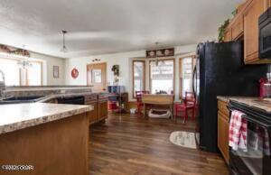 307 North Linebarger Street Property Photo 40