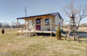 307 North Linebarger Street Property Photo 48