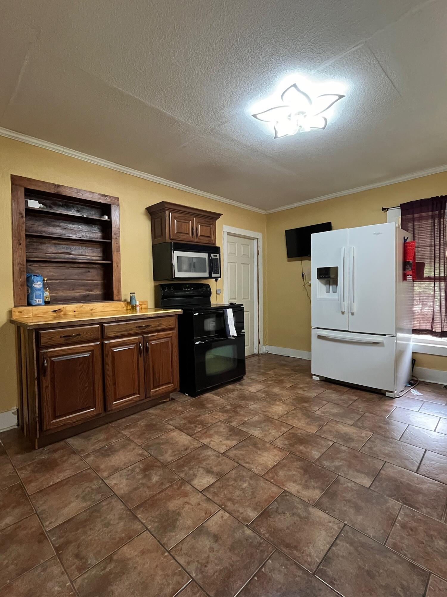 1715 South Kentucky Avenue Property Photo 6