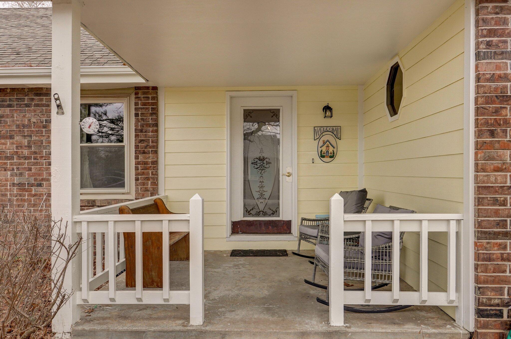 107 East Halsey Street Property Photo 5