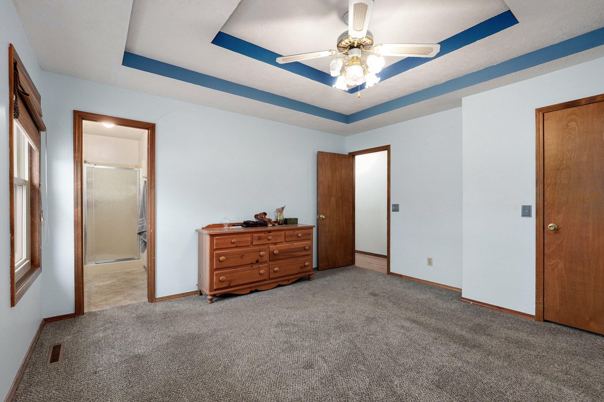 107 East Halsey Street Property Photo 17
