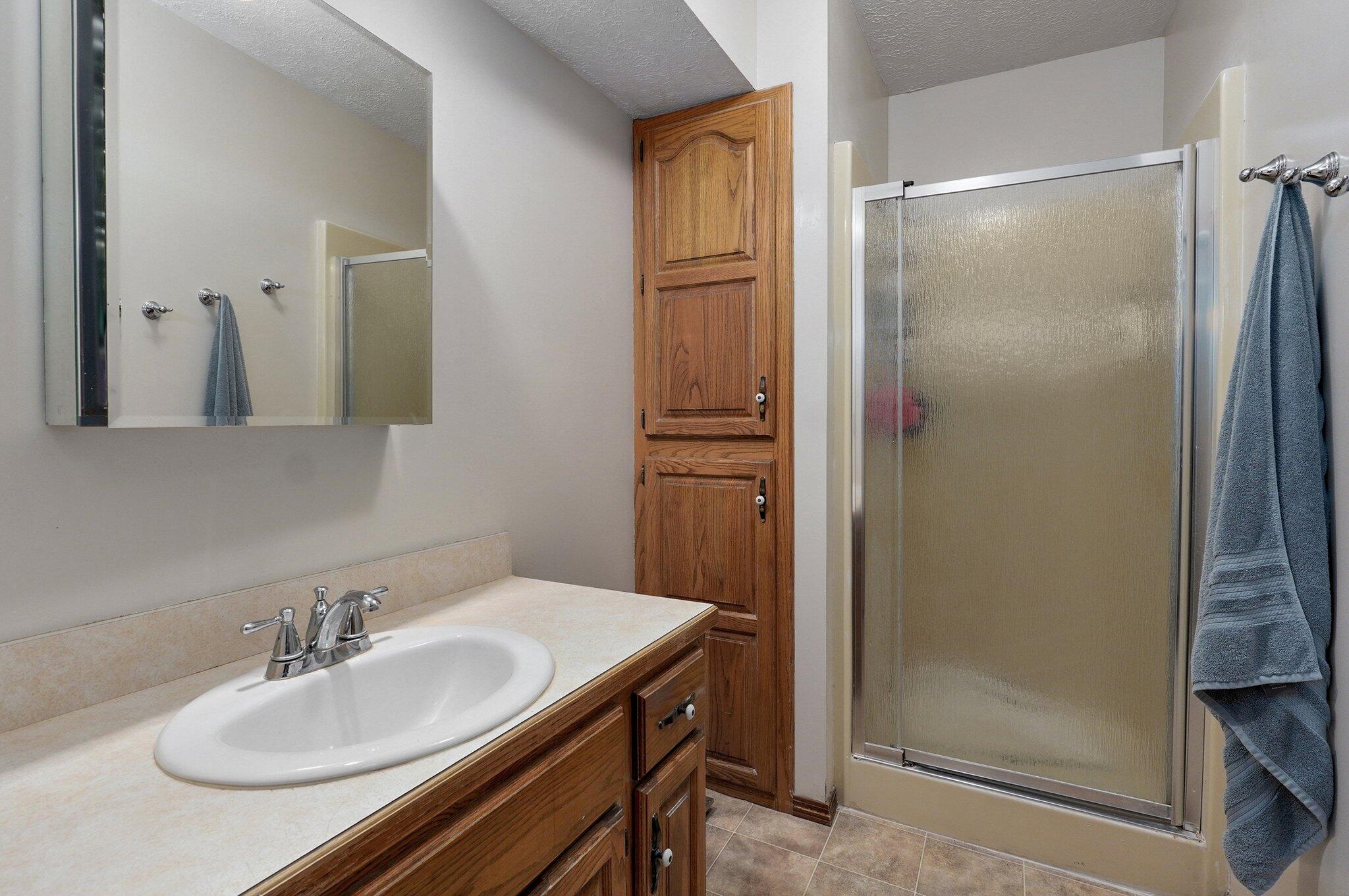 107 East Halsey Street Property Photo 19