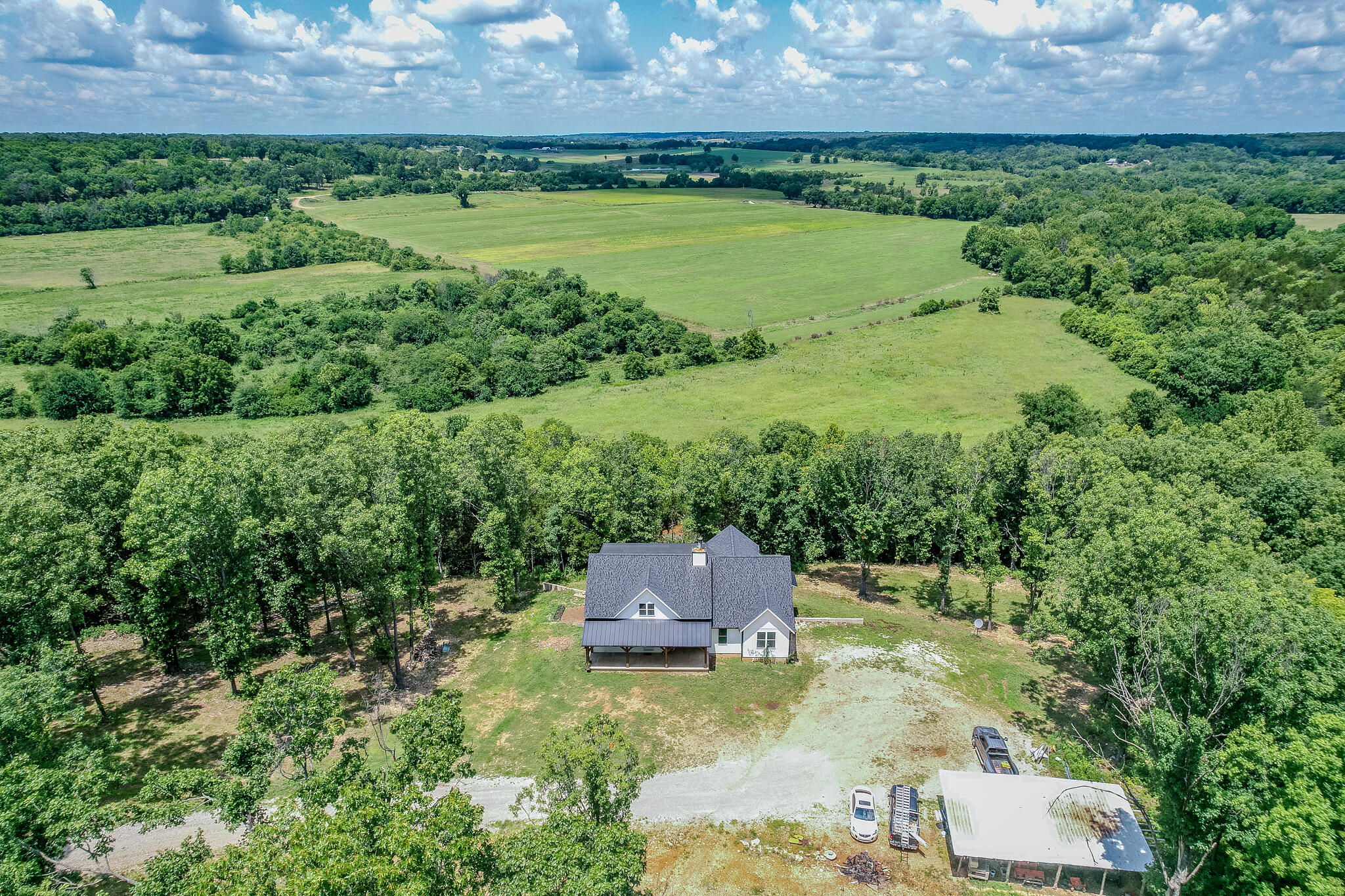 635 Shooting Star Loop Property Photo 5