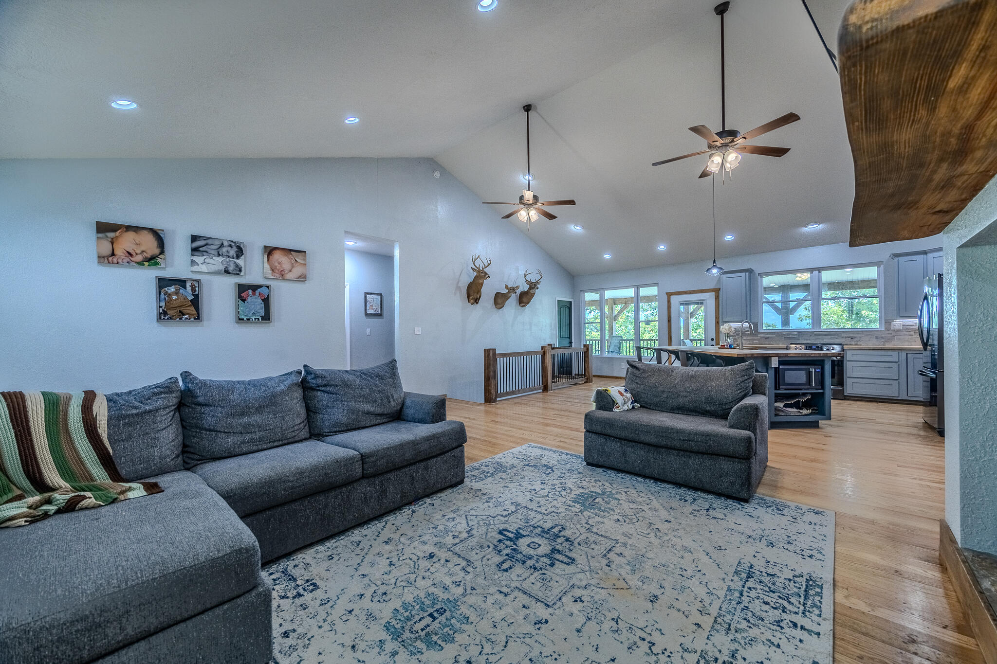 635 Shooting Star Loop Property Photo 26