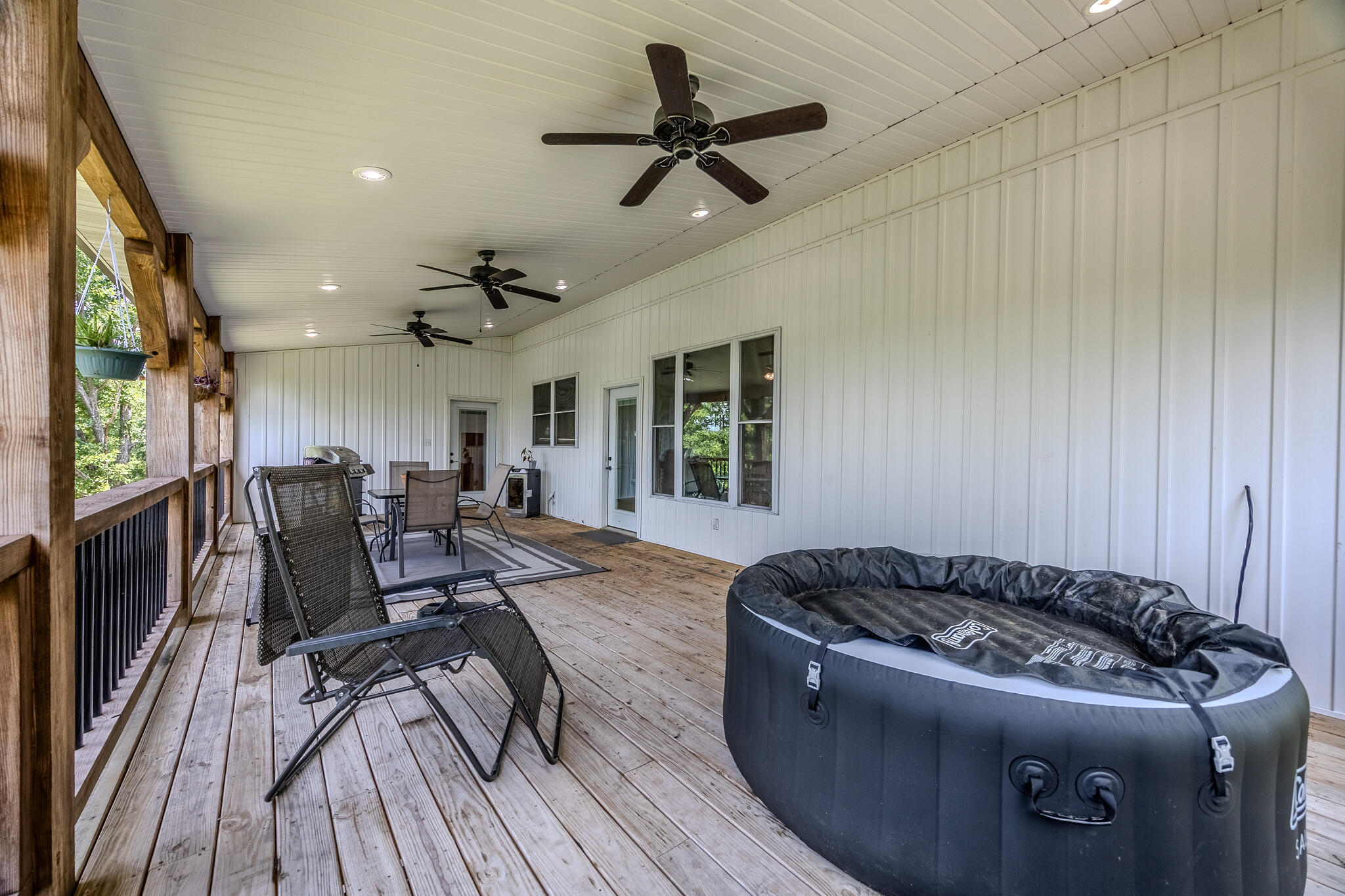 635 Shooting Star Loop Property Photo 43