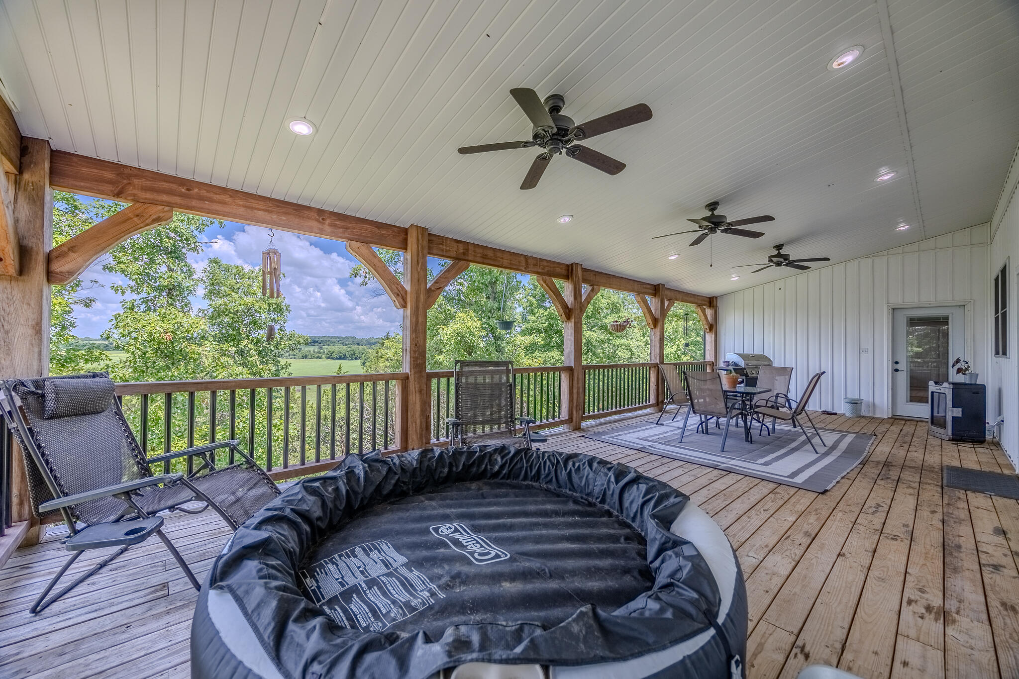 635 Shooting Star Loop Property Photo 44