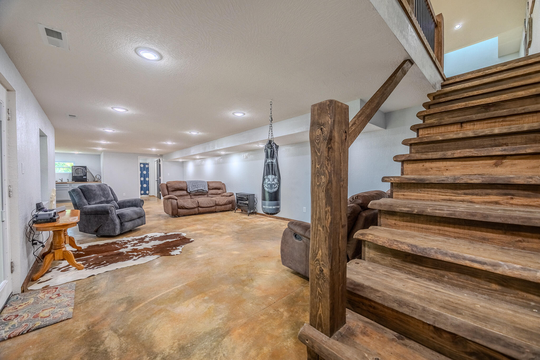 635 Shooting Star Loop Property Photo 47