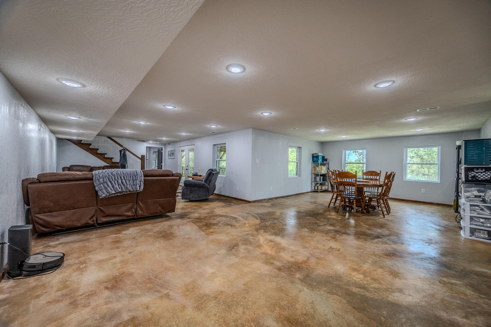 635 Shooting Star Loop Property Photo 52