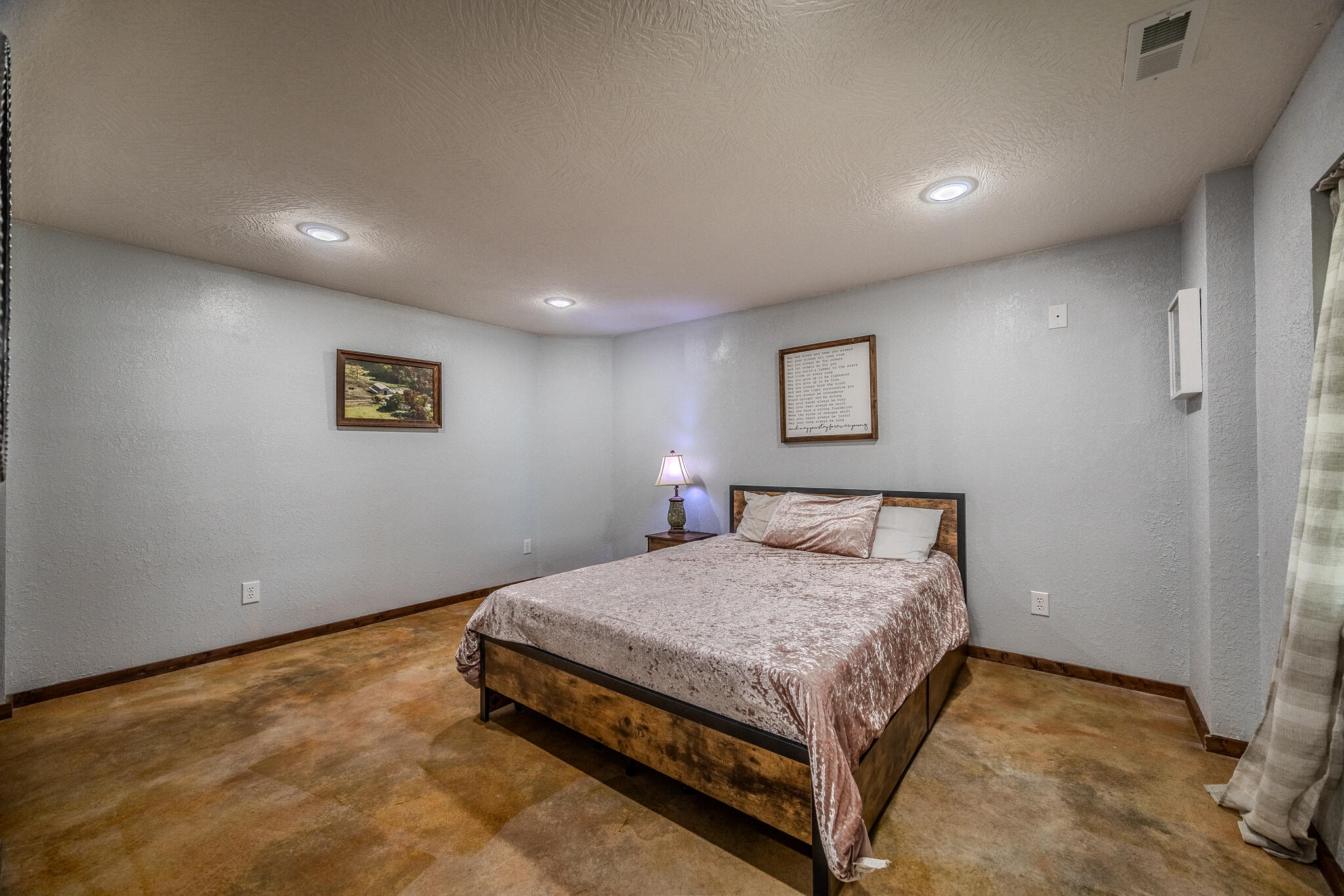 635 Shooting Star Loop Property Photo 57