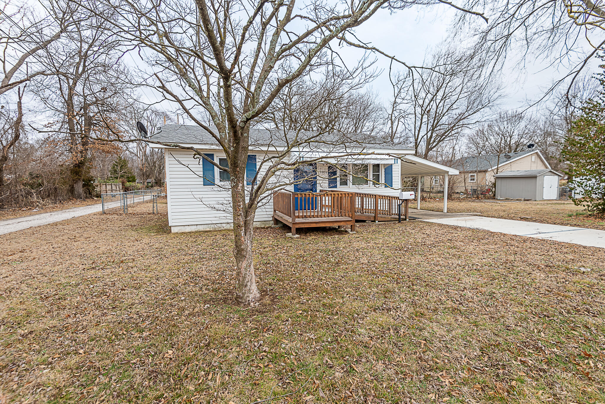 1016 North Wabash Avenue Property Photo 3