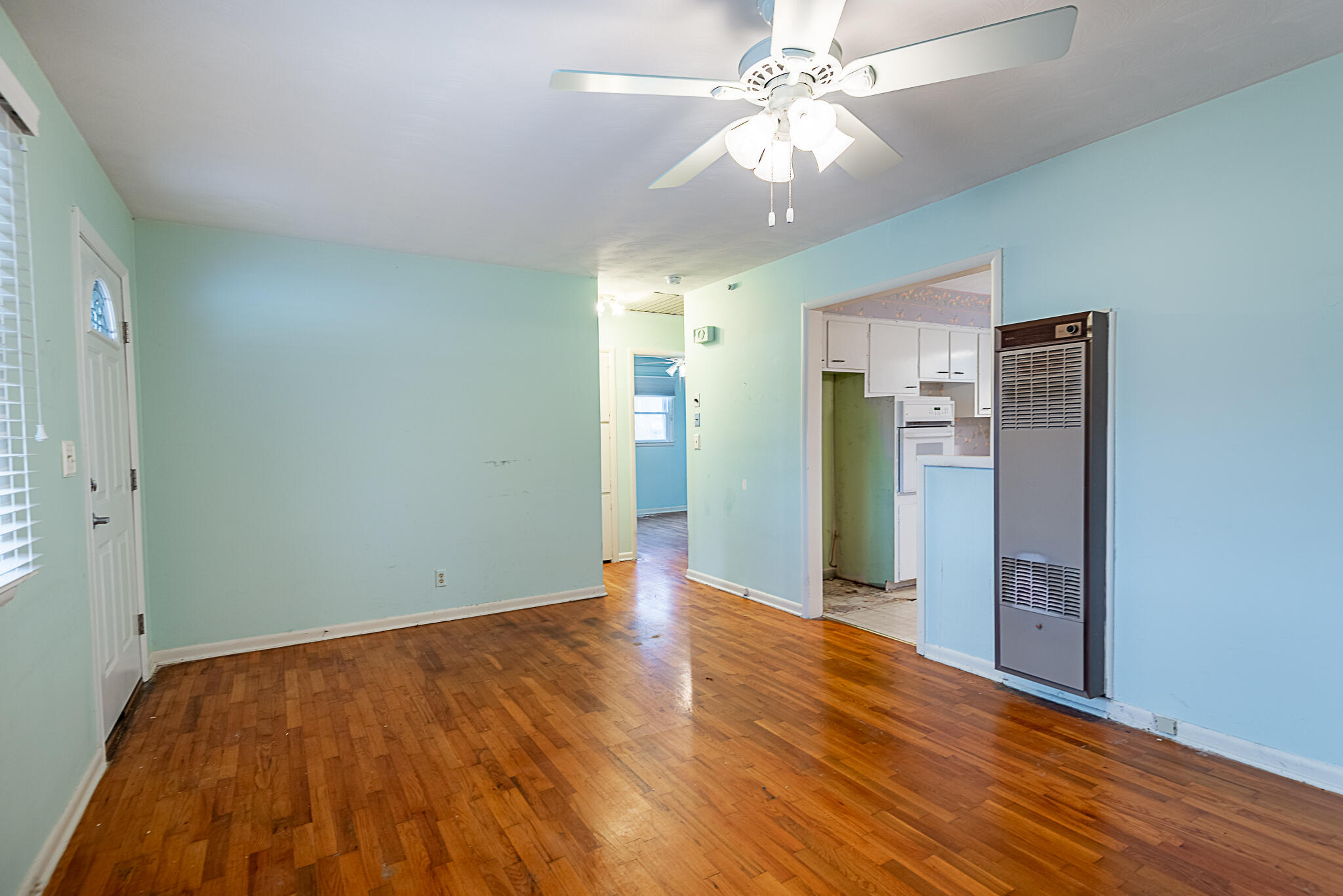 1016 North Wabash Avenue Property Photo 9