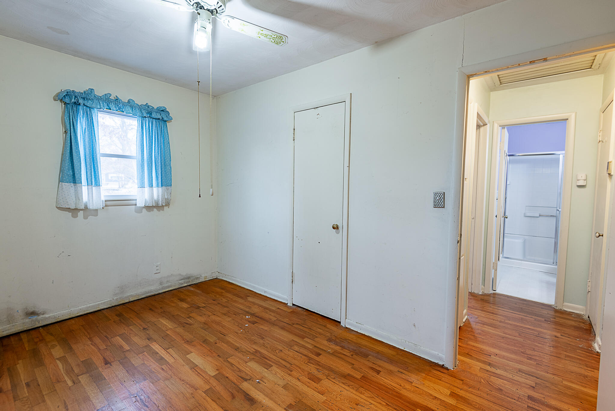 1016 North Wabash Avenue Property Photo 15