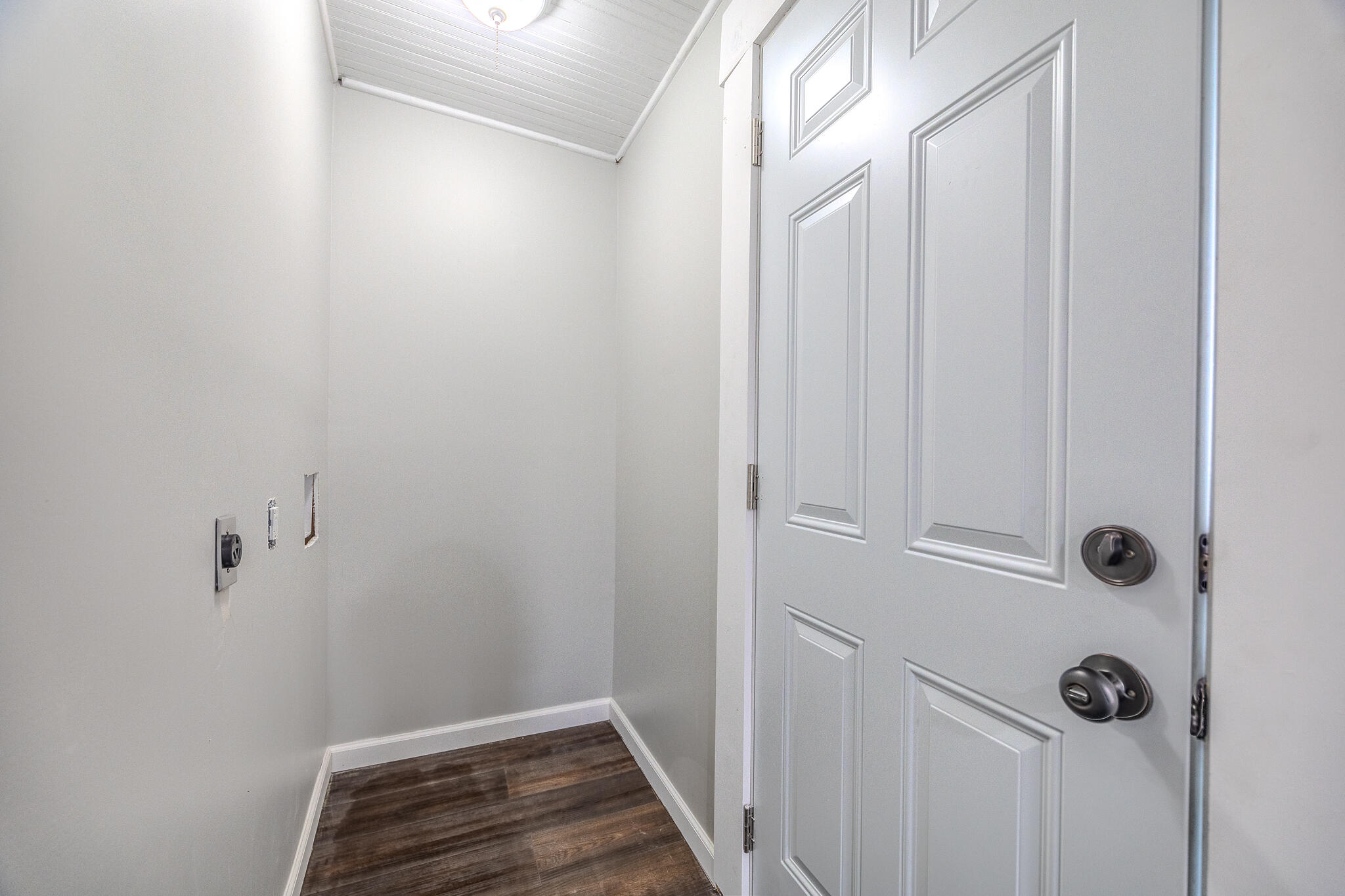 915 North Kansas Expressway Property Photo 15