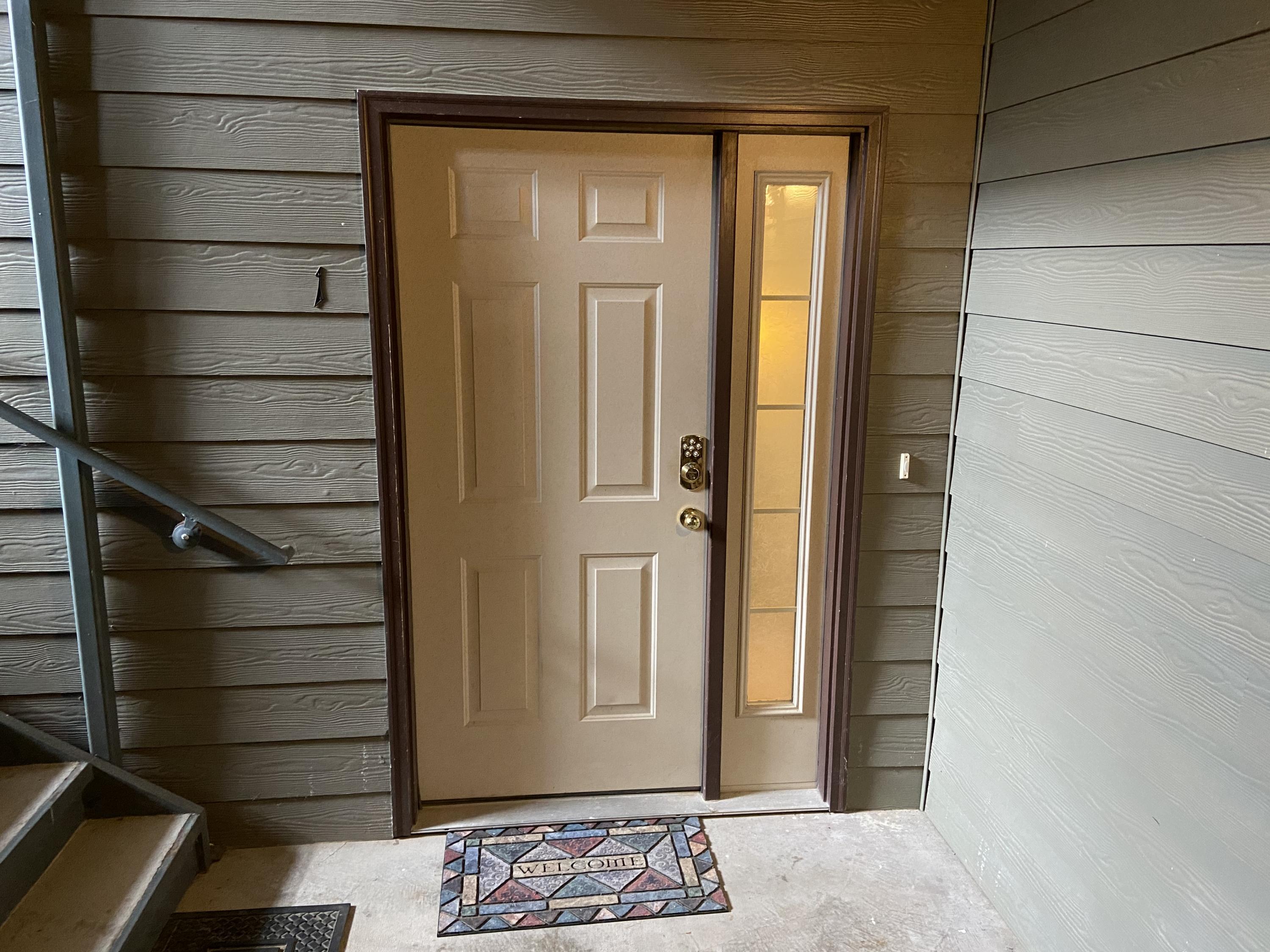 1241 Golf Drive Property Photo 3
