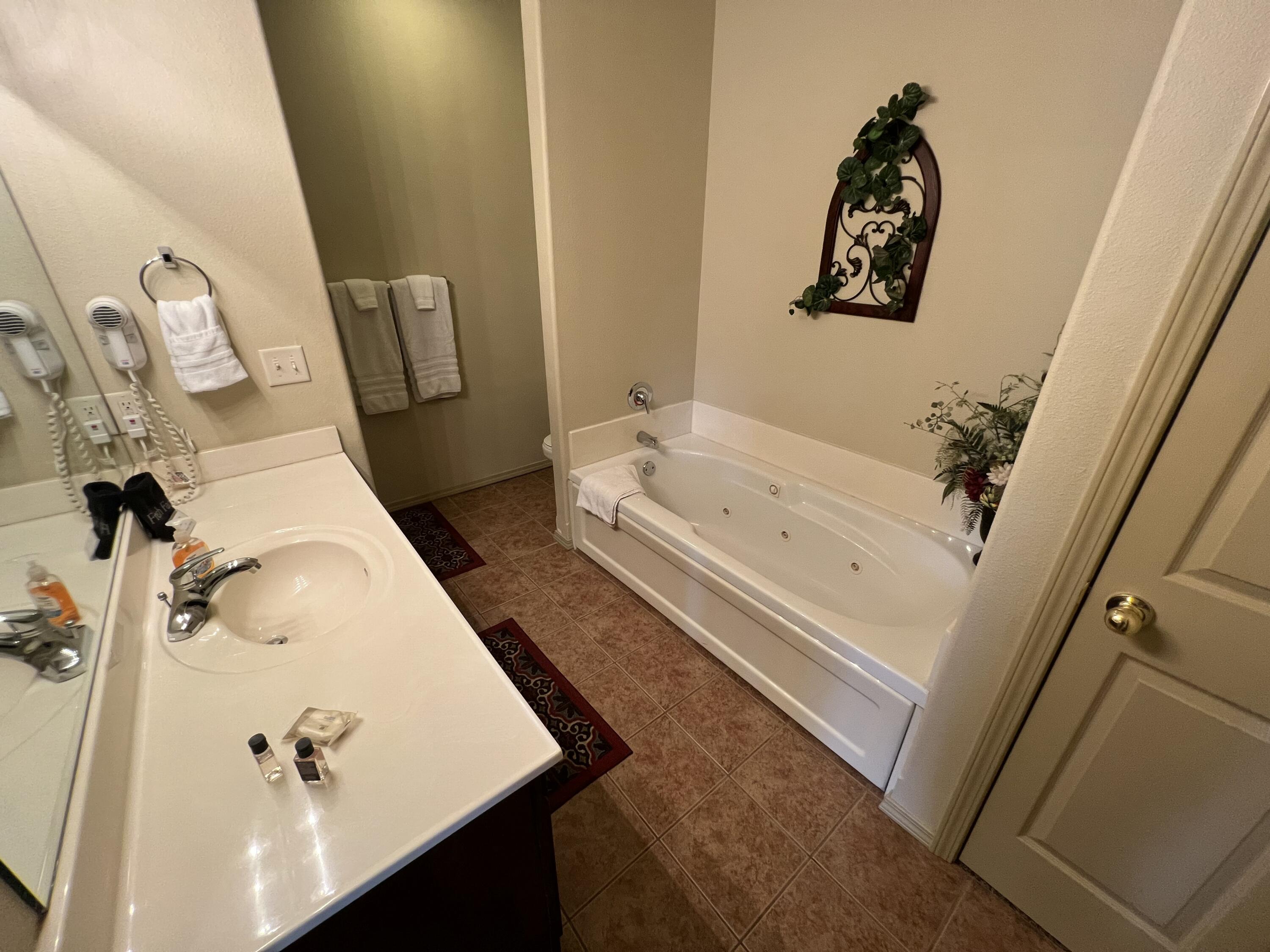 1241 Golf Drive Property Photo 20